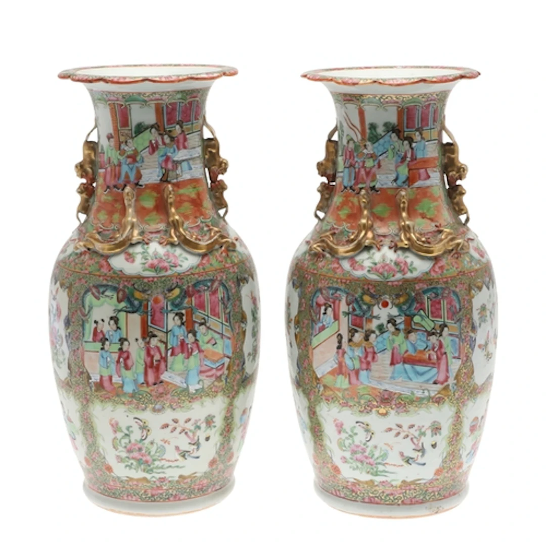 LARGE PAIR OF CHINESE CANTONESE VASES. A pair of 19thc famil...
