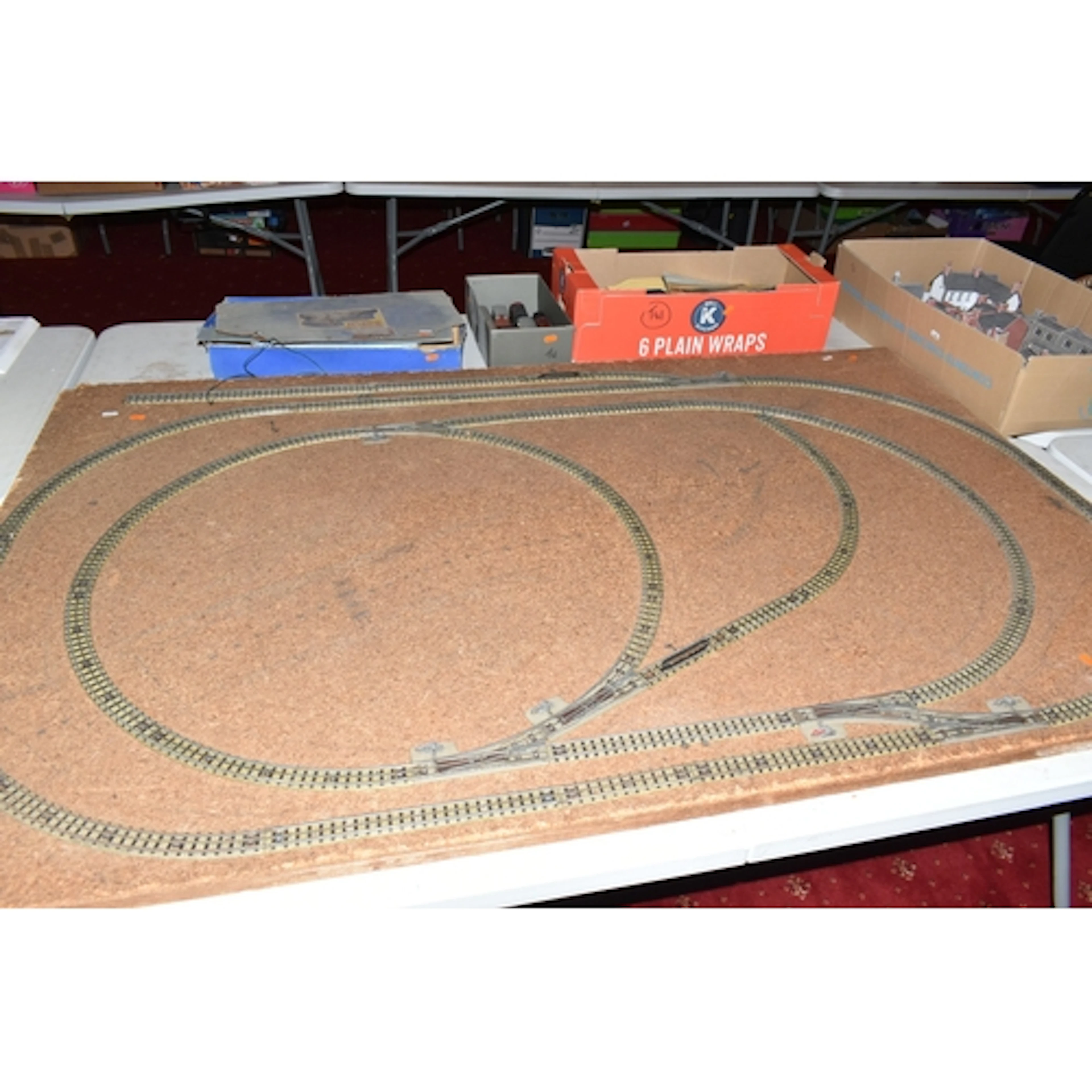 A QUANTITY OF BOXED AND UNBOXED HORNBY DUBLO MODEL RAILWAY I...