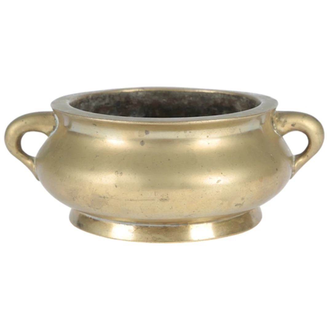 A Chinese bronze censer, gui, Xuande mark, 18th / 19th centu...