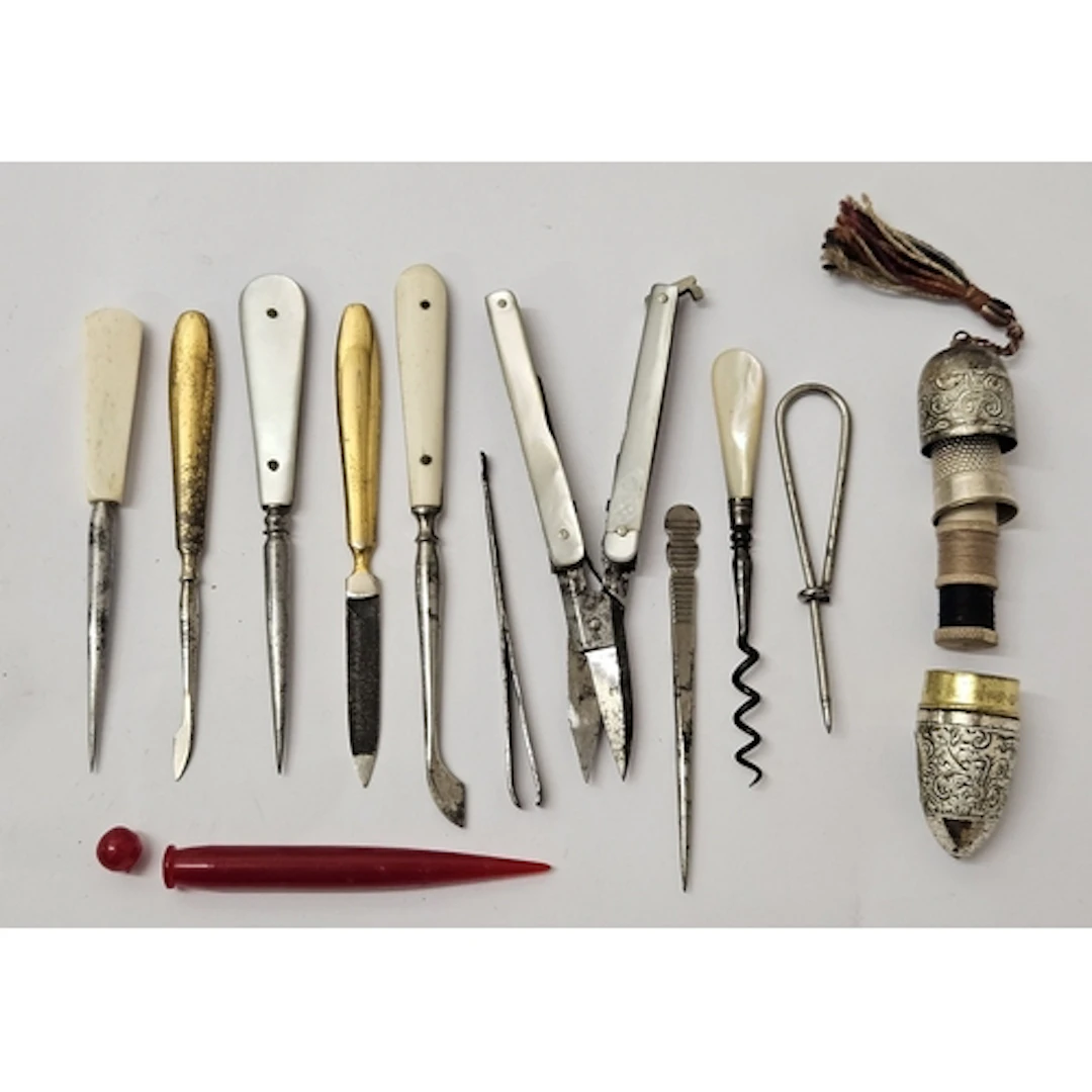 Manicure Items incl. cuticle tools, mother of pearl handled ...