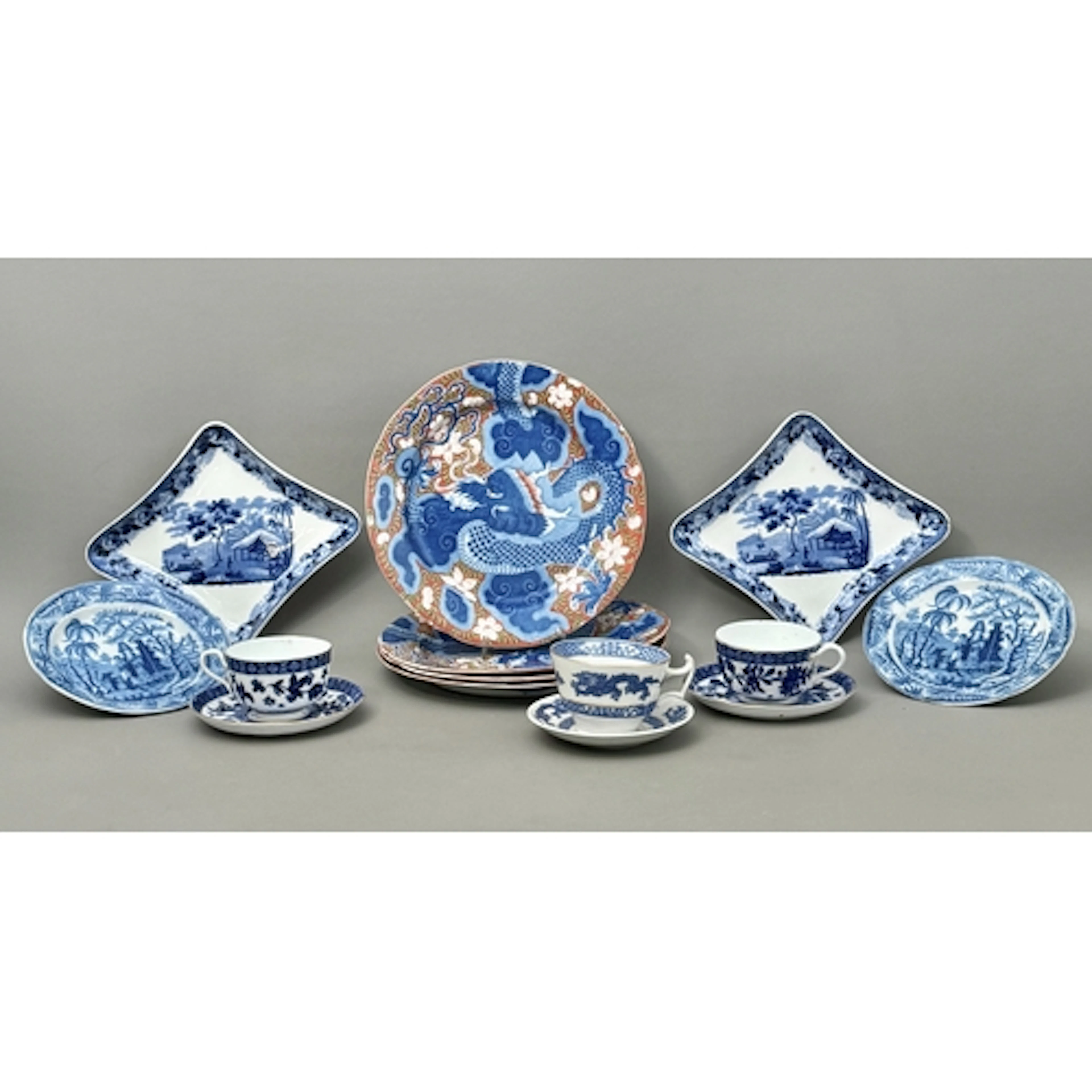 Four 19th century English dishes - decorated in Chinese styl...