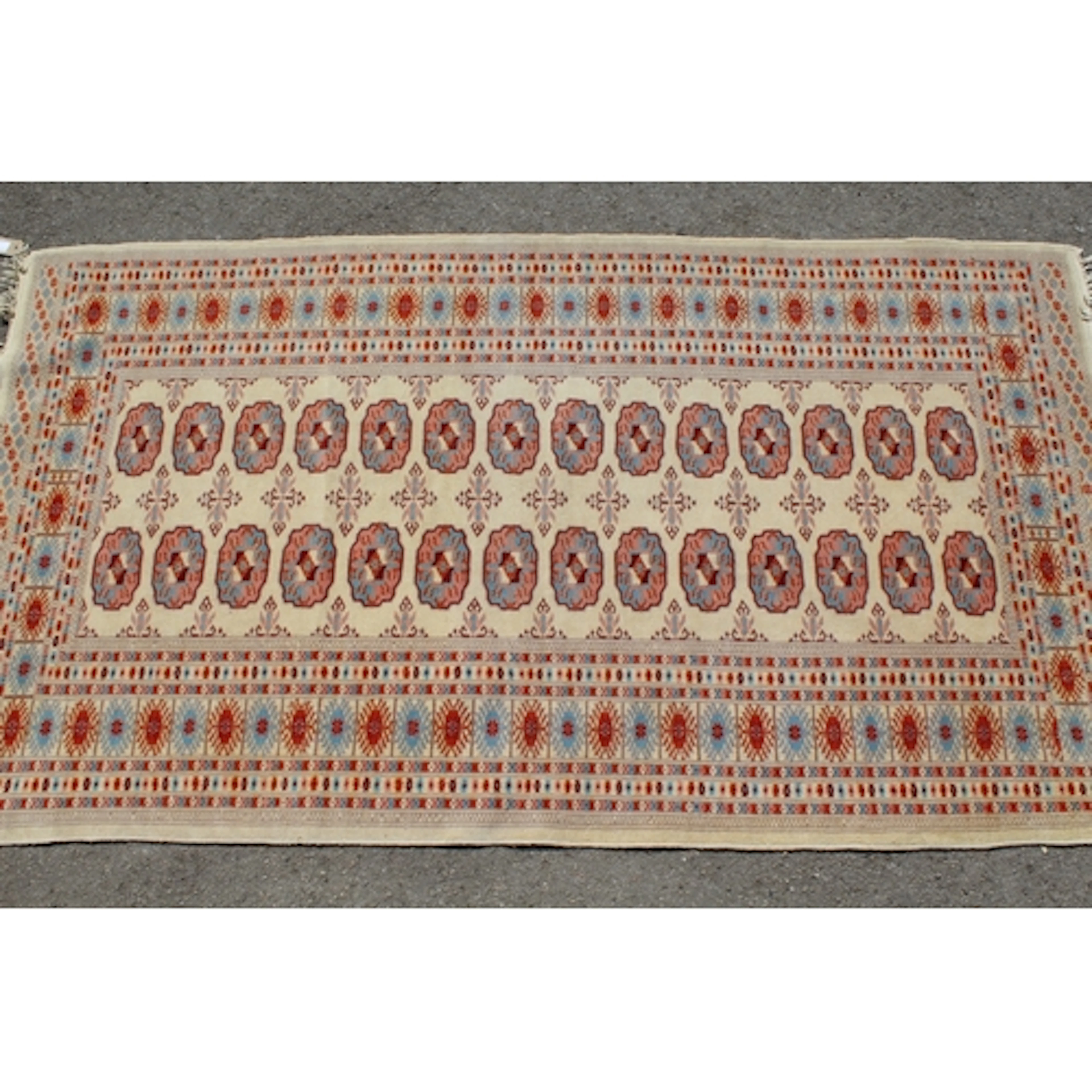 Small Pakistan rug of Turkoman design, with two rows of gols...