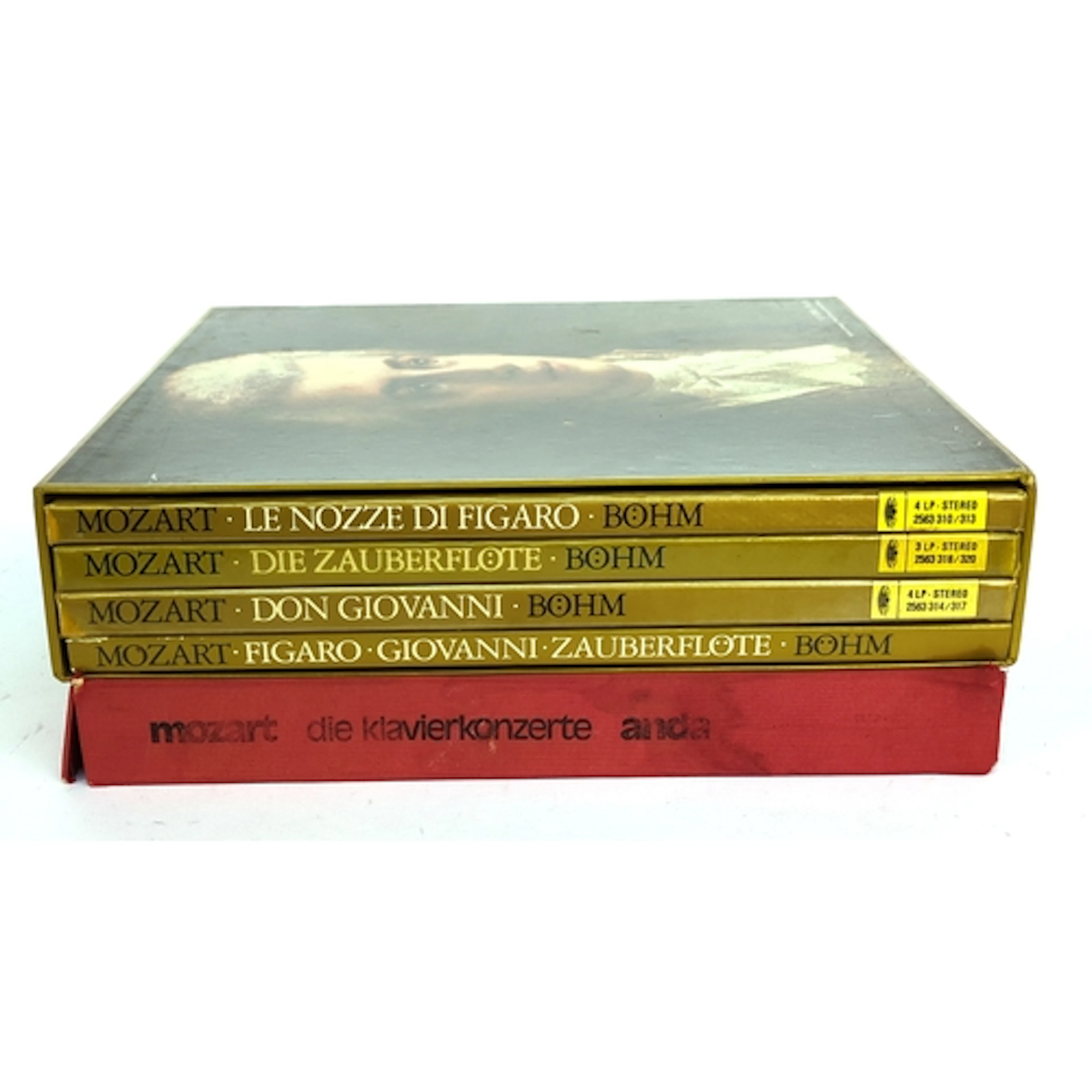 VINYL LPS, CLASSICAL, MOZART. These are high quality items f...