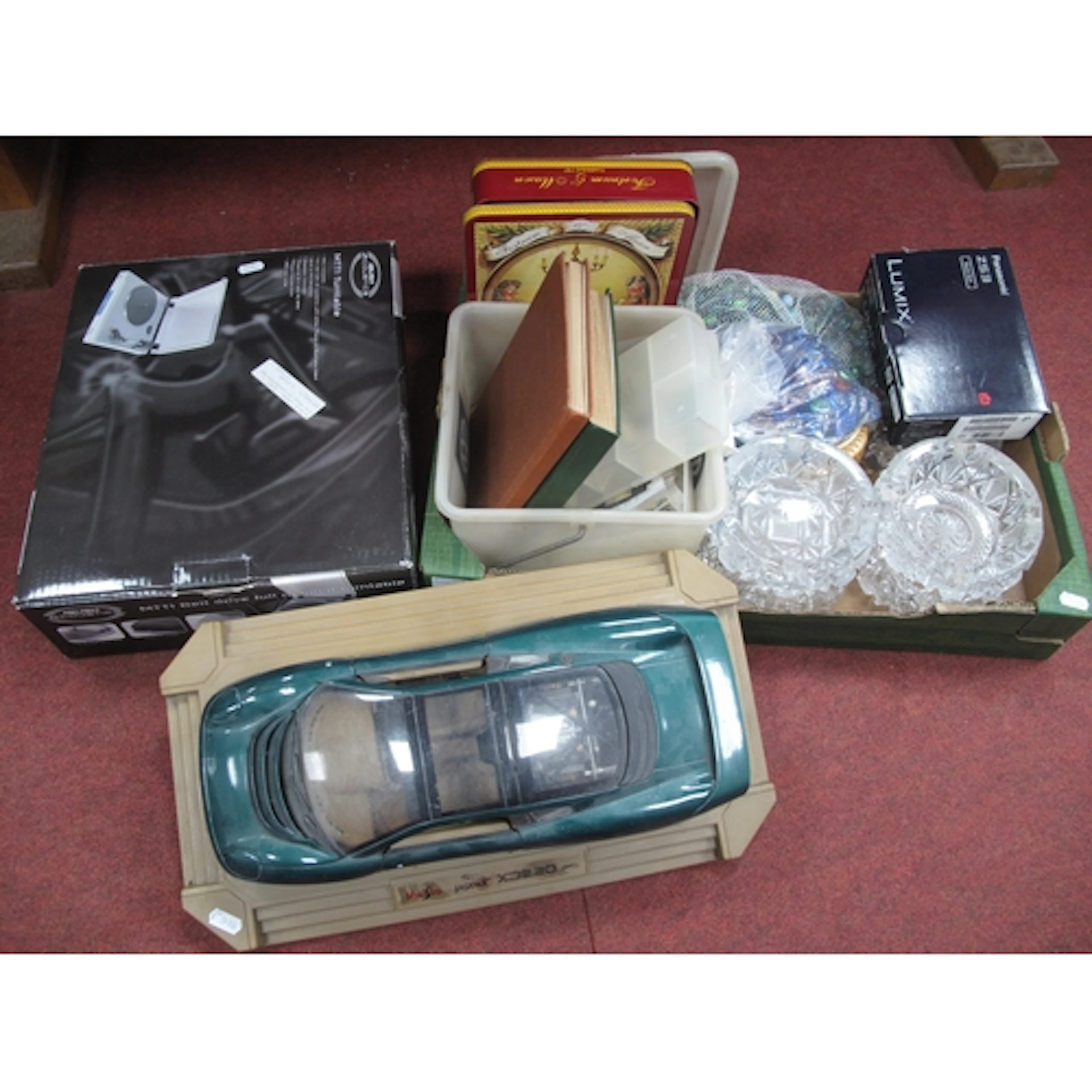 Maisto Jaguar XJ220, Lumix camera, MTT1 turntable, marbles, ...
