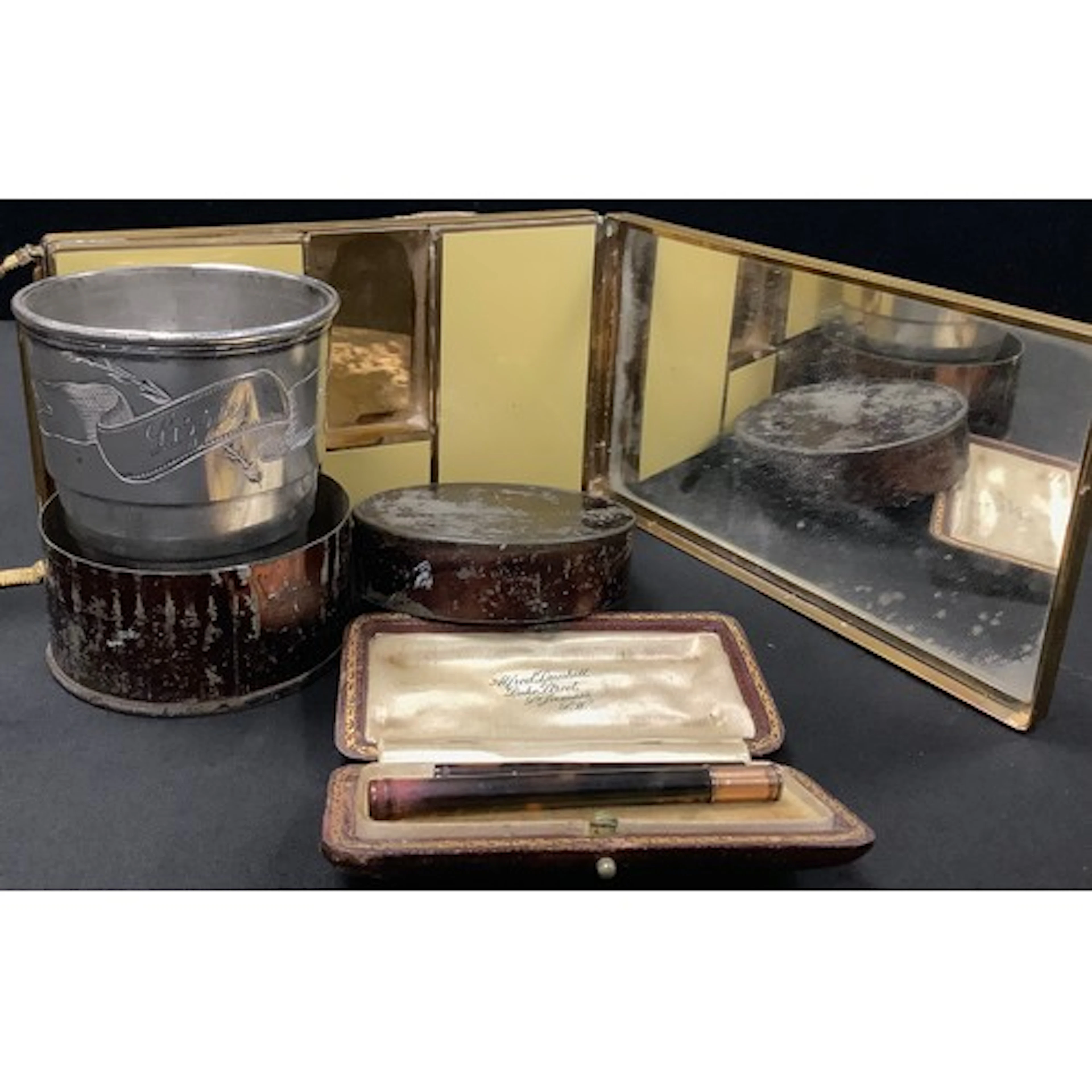 An Alfred Dunhill 9ct rose gold mounted cheroot holder, mark...