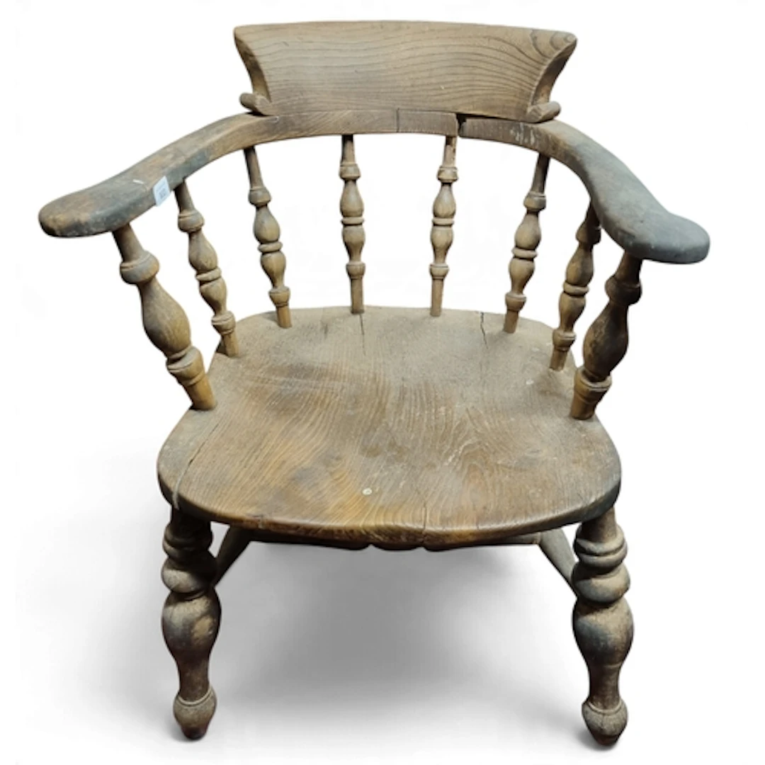 A good 19th Century Elm Smokers Chair. W 62 x SH 38 x BH 78 ...