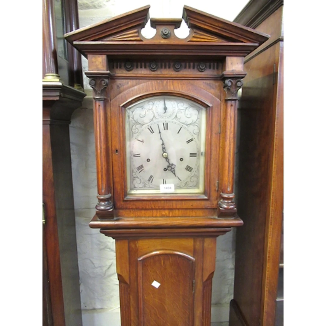 Small good quality Edwardian oak longcase clock, the broken ...