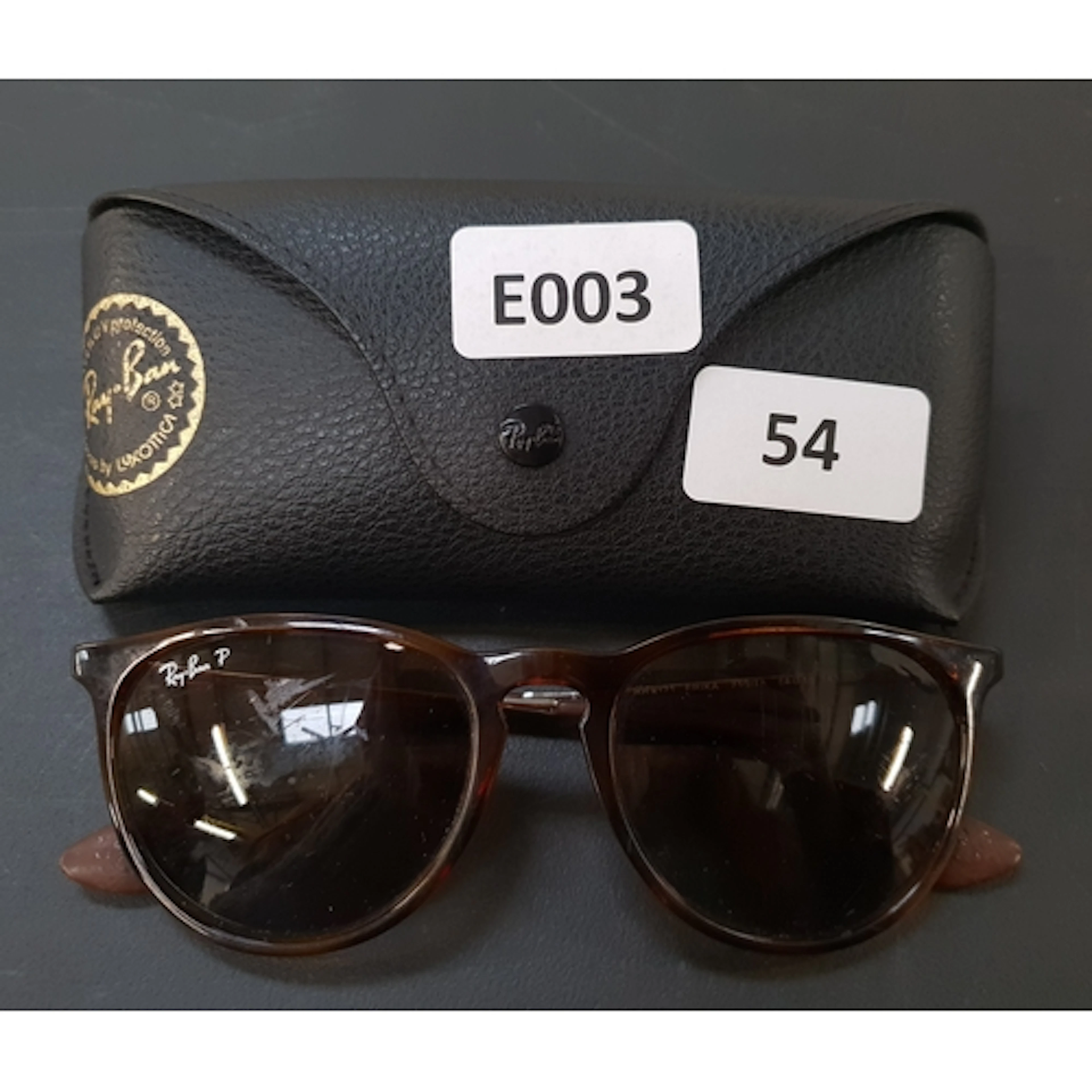 PAIR OF SUNGLASSES RAY BAN RB 4171 ERIKA INC. CASE