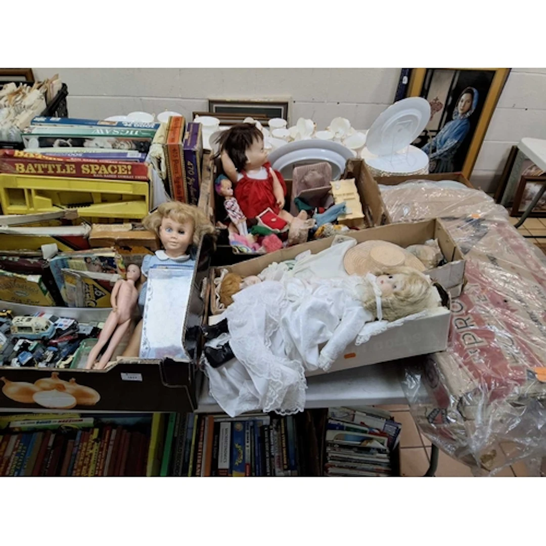 THREE BOXES AND LOOSE OF VINTAGE JUVENALIA to include a mid-...