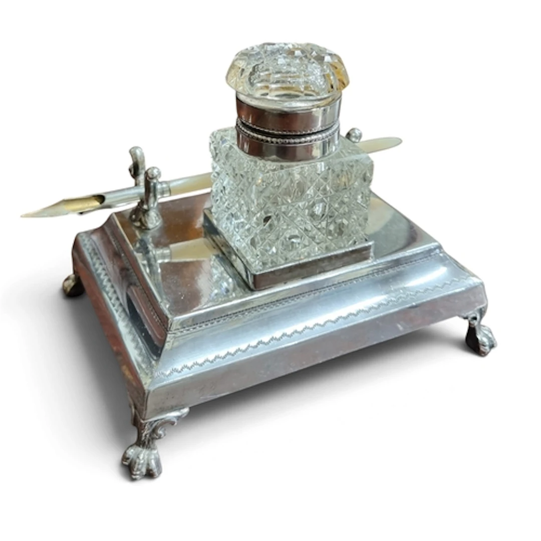 Of superb quality. A late 19th Century Silver plated Inkstan...