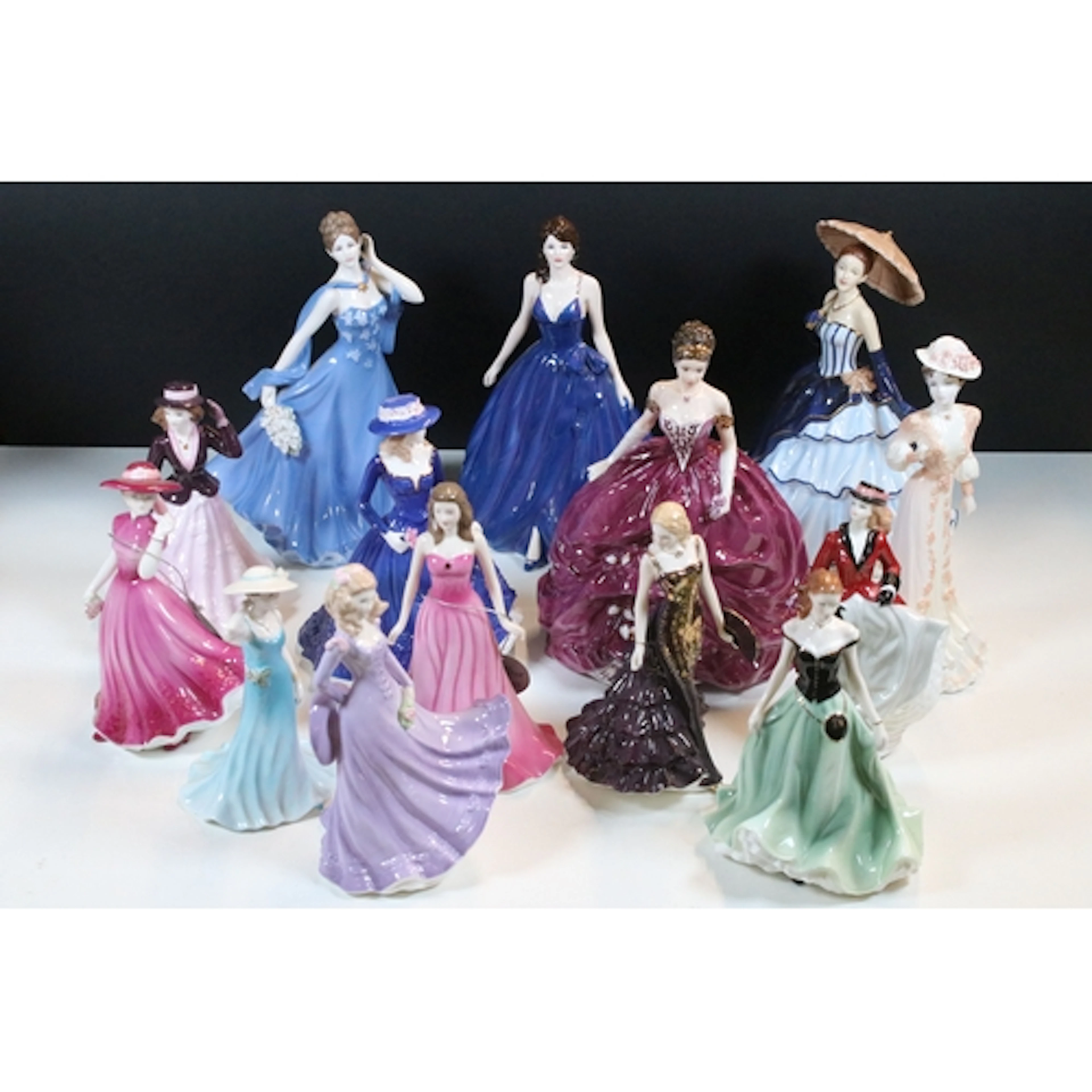 Collection of Royal Doulton, Royal Worcester and Coalport fi...