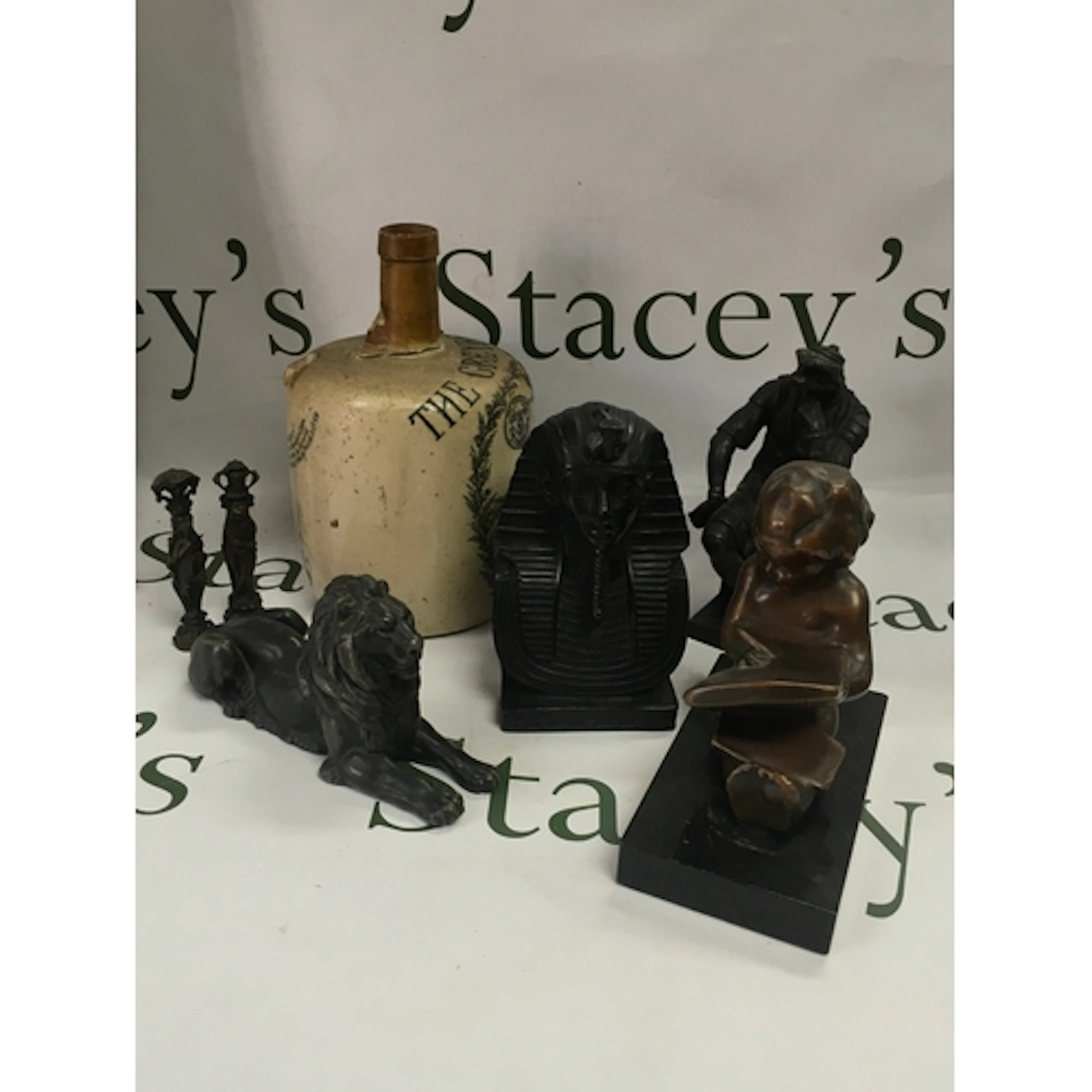 A collection of vintage an antique decorative objects includ...