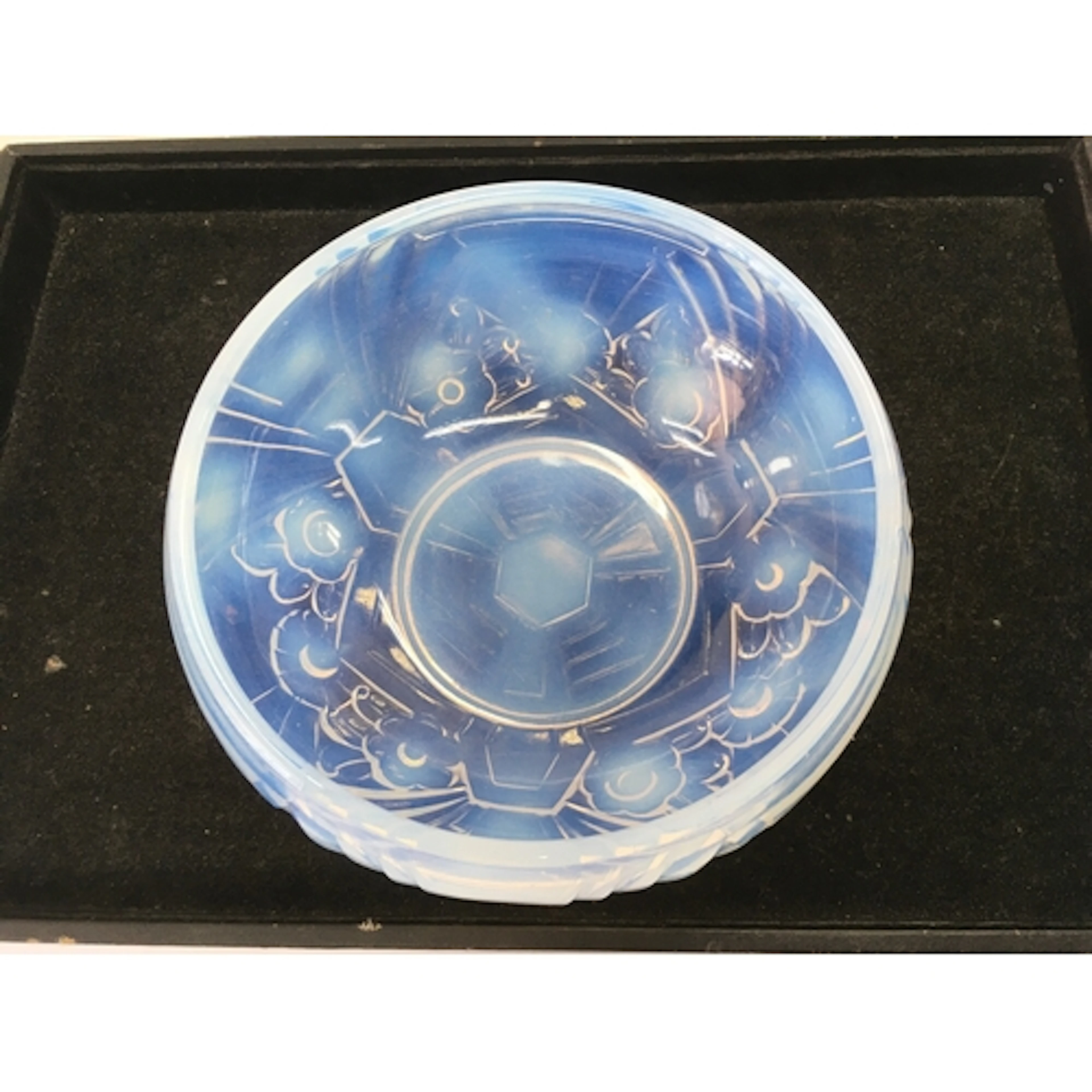 A Lalique style bowl, diameter approx 18cm.