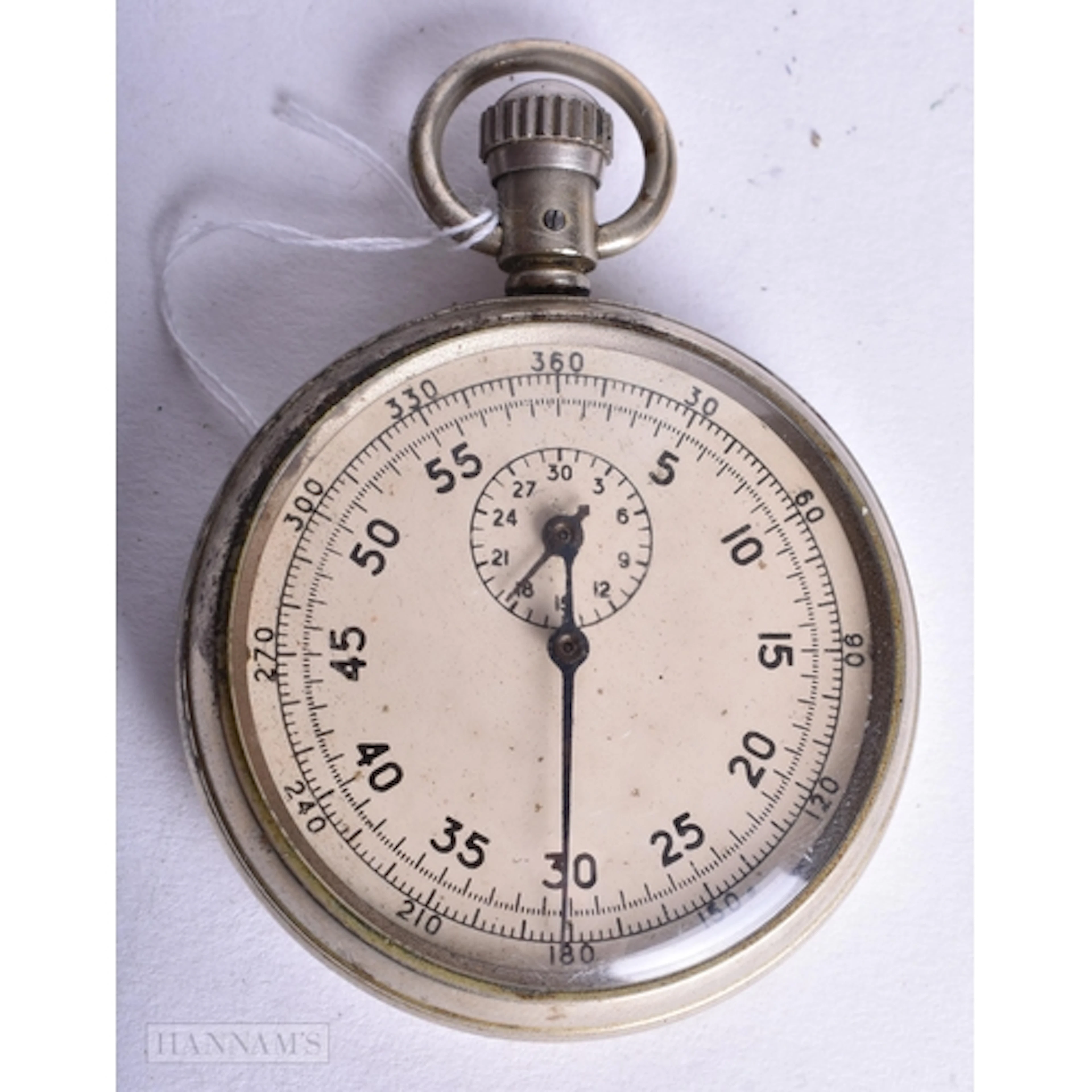 A MILITARY A M 6B/221 STOP WATCH. Running. 5 cm wide.