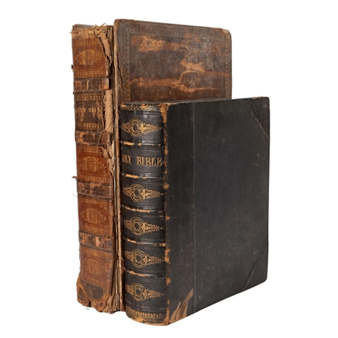 BIBLES, English. The Holy Bible with an Evangelical Commenta...