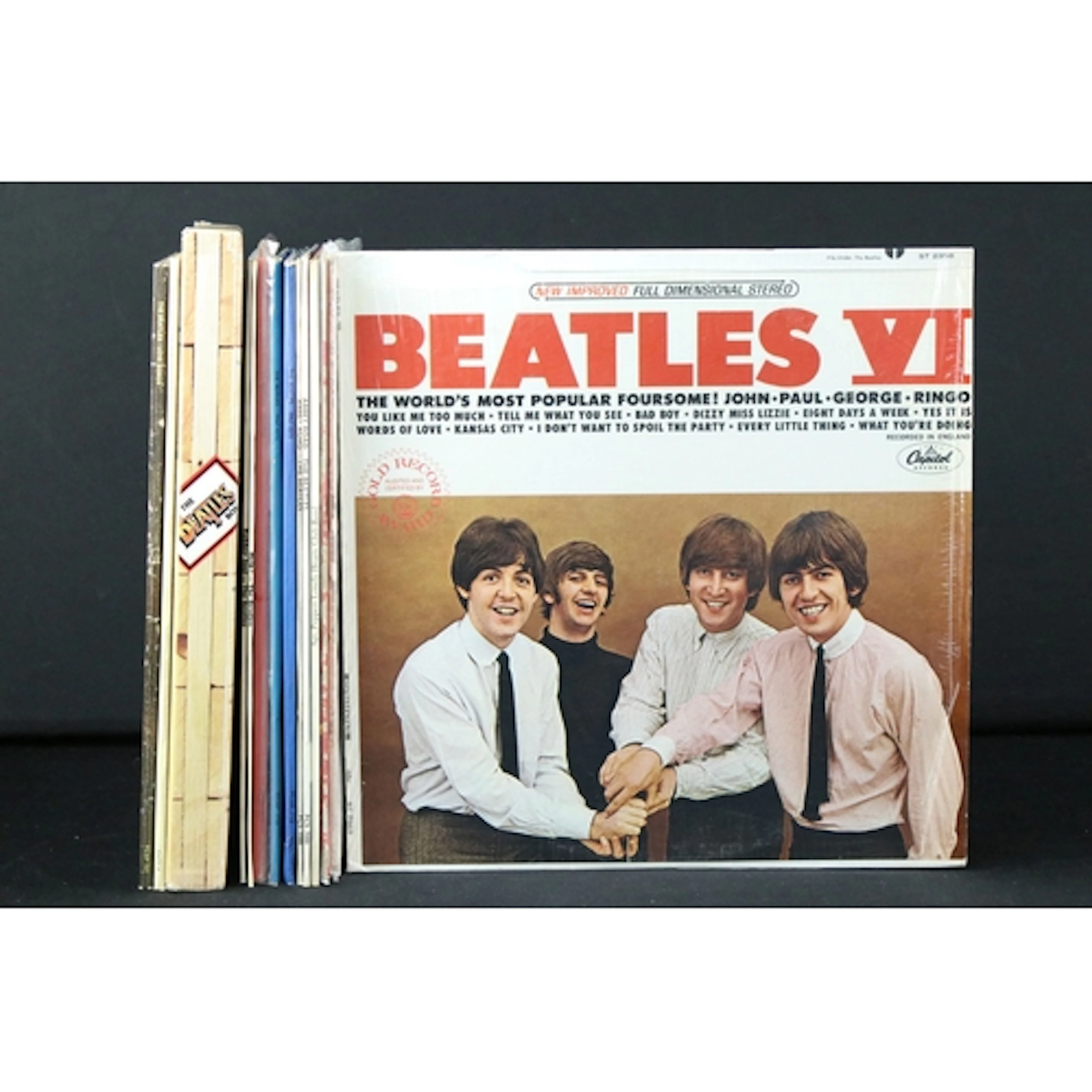 Vinyl - 13 The Beatles LPs & 1 box set to include Beatles VI...