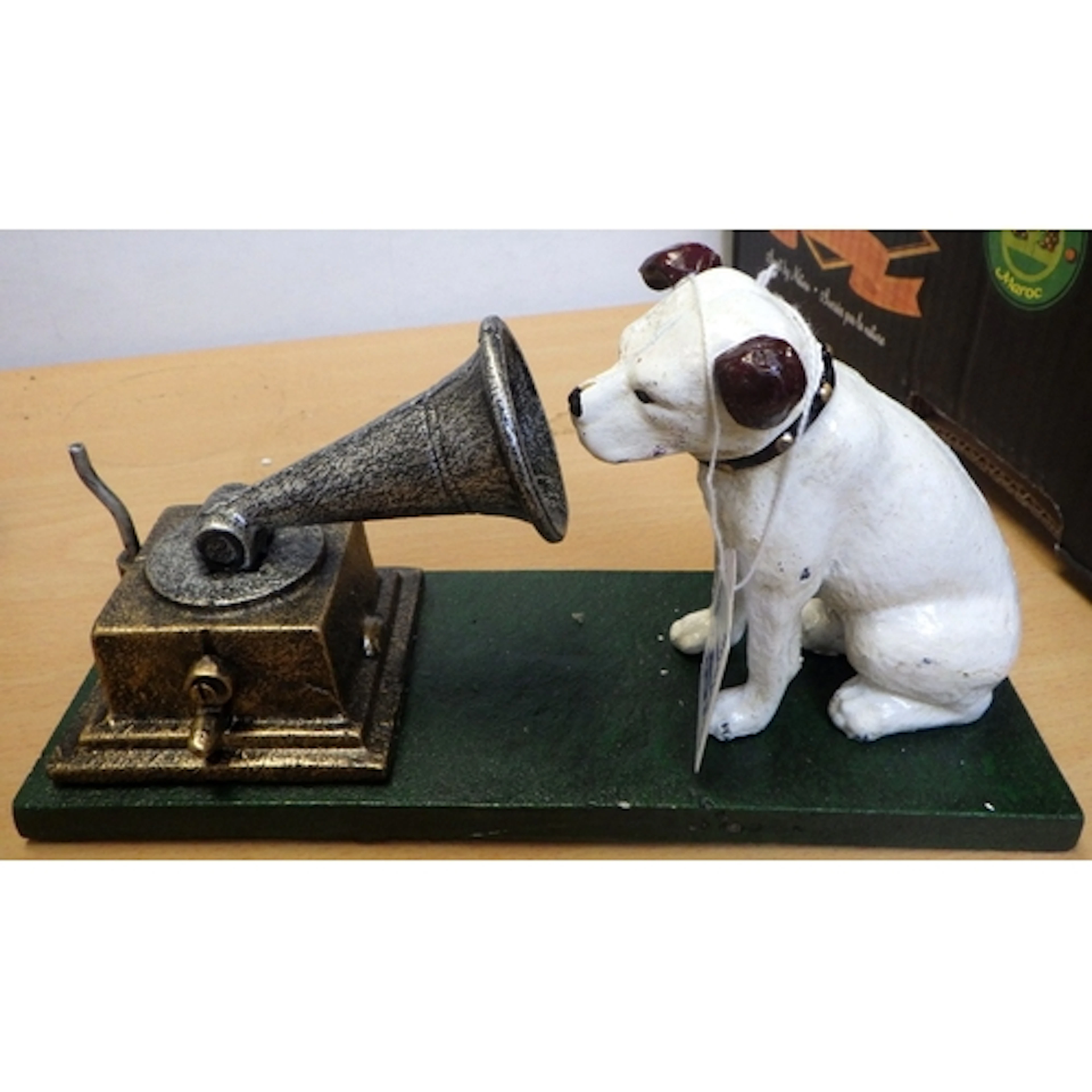 A cast iron HMV Nipper Dog
