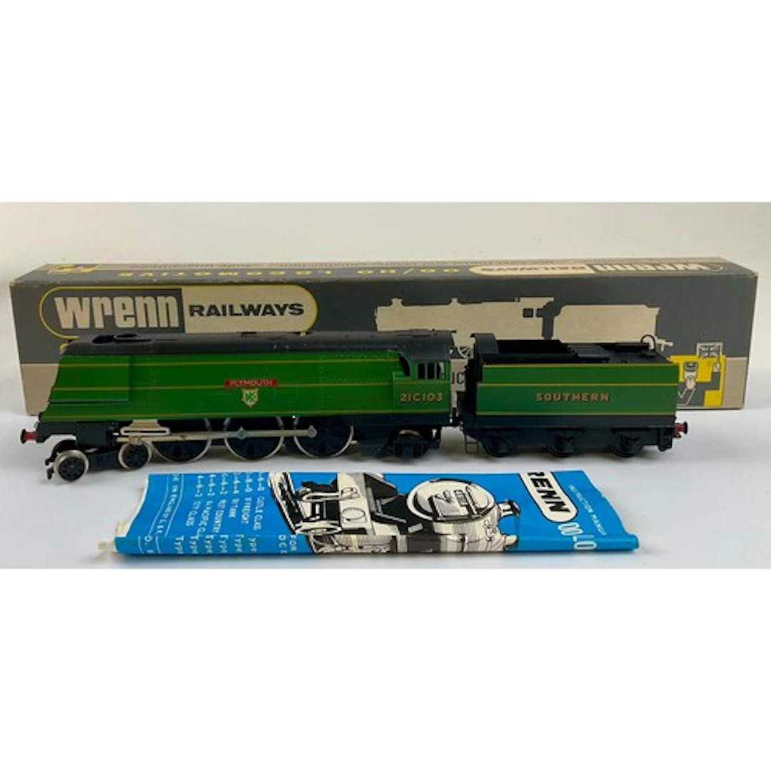 Wrenn - a W2266 00 gauge 4-6-2 SR Streamlined West Country C...