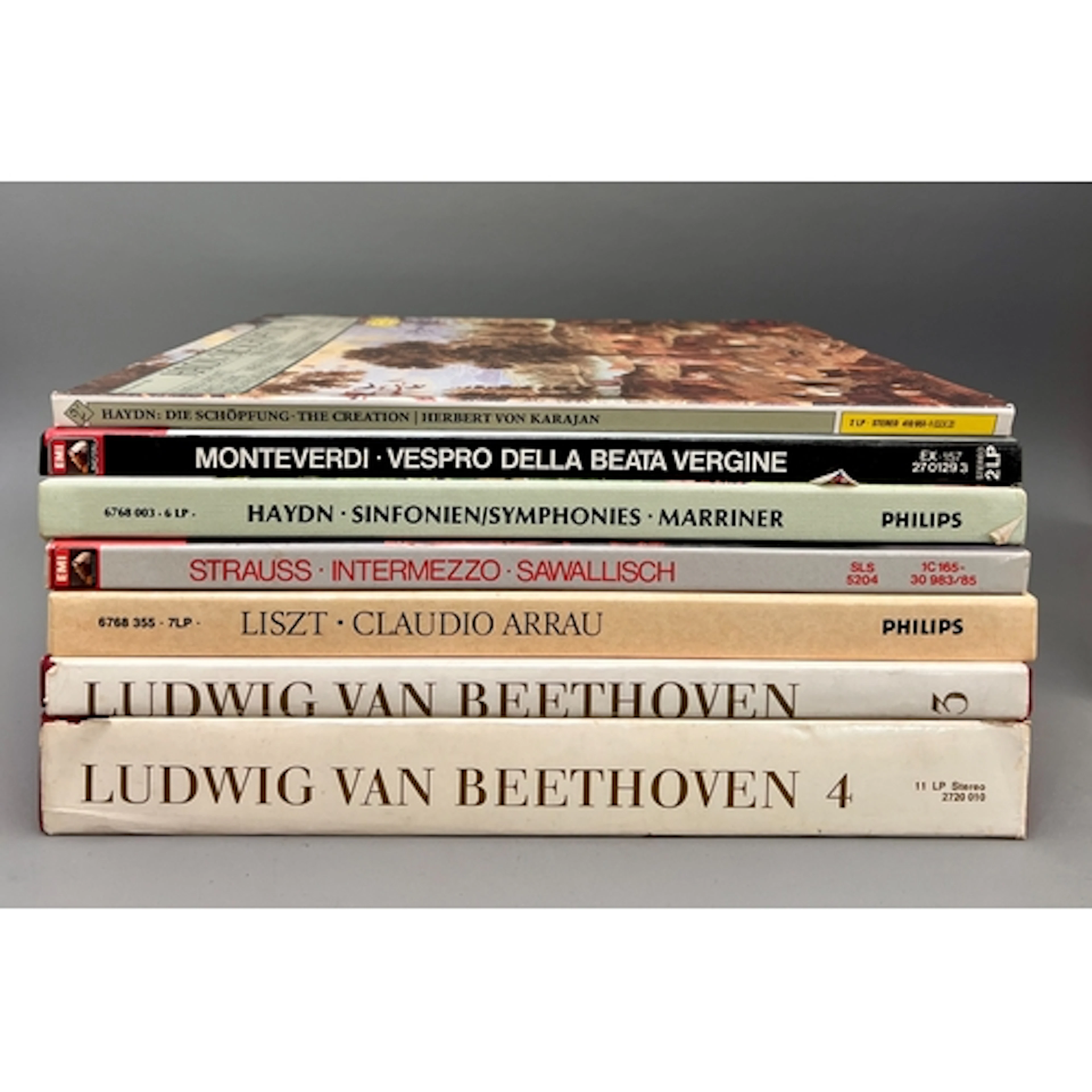 A collection of classical boxed sets of vinyl records - comp...