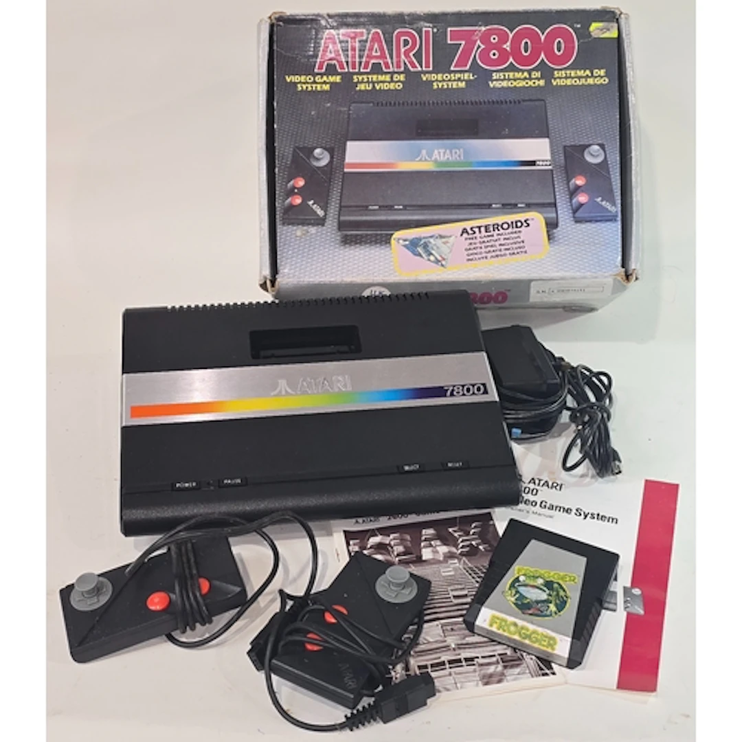 Vintage Atari 7800 Video Game System boxed with controllers,...
