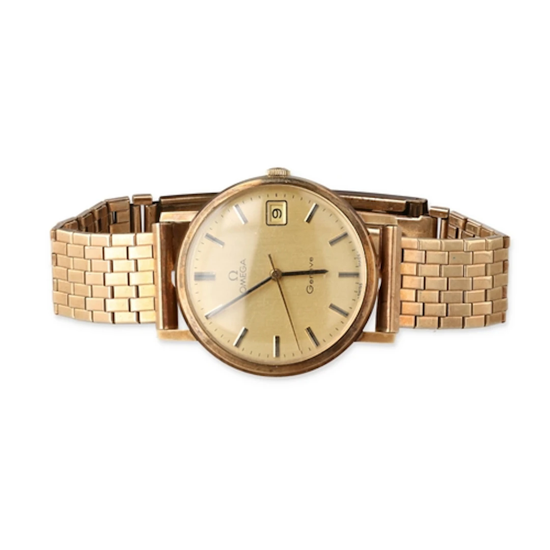 A GENTLEMAN'S 9CT GOLD OMEGA WATCH WITH 9CT GOLD BRACELET Fu...