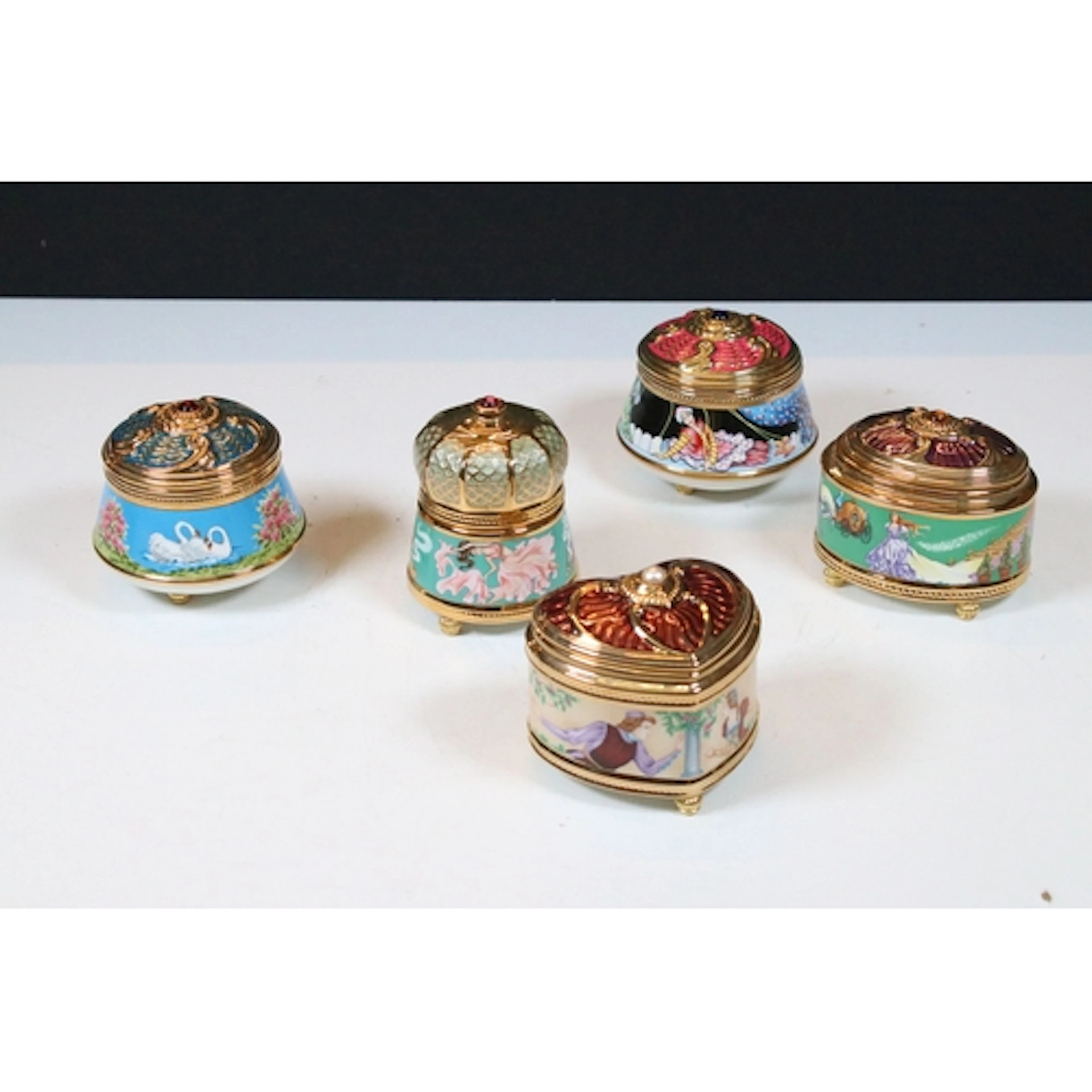 Collection of five Franklin Mint House of Faberge musical bo...