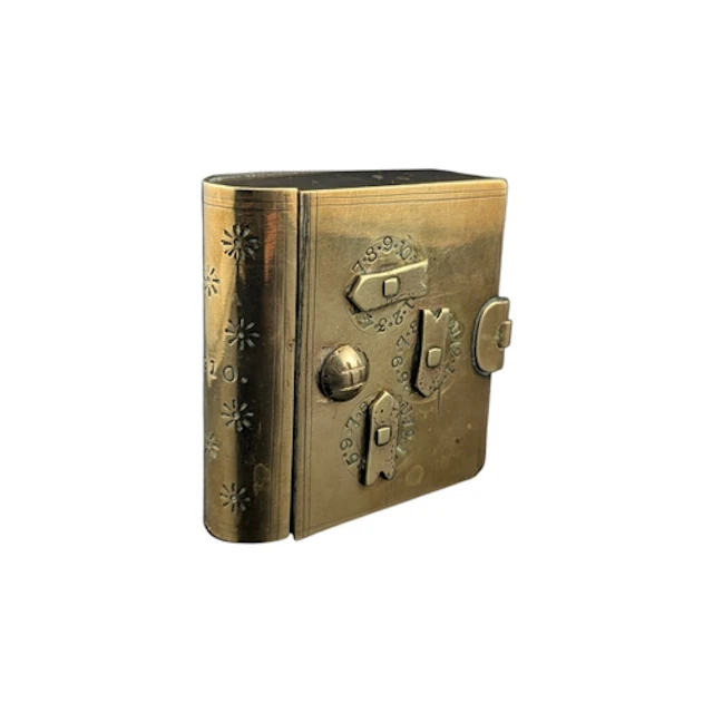 1910 Frank Harvey Old Inn Minety brass three dial lock snuff...