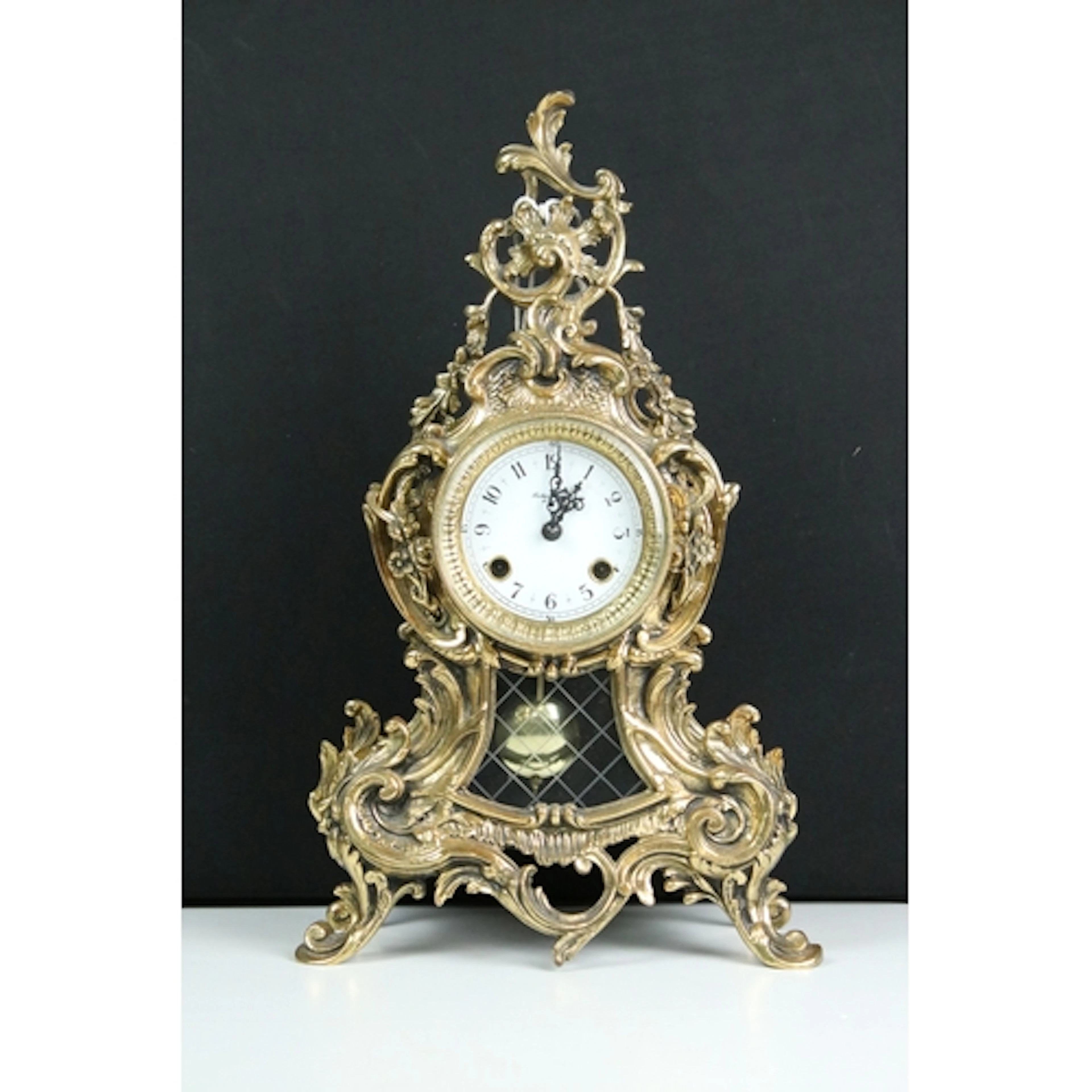 Robert Grant of London mantel clock having rococo style gilt...
