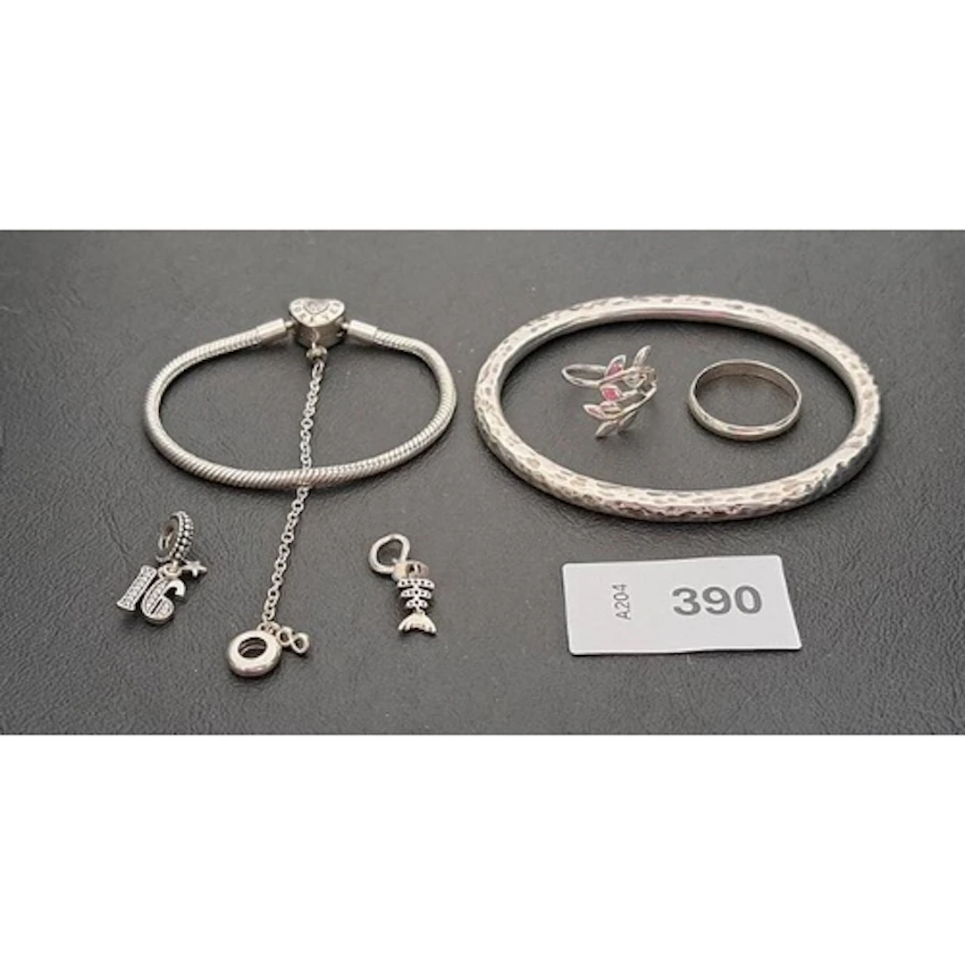 SELECTION OF SILVER AND OTHER JEWELLERY comprising a heavy s...