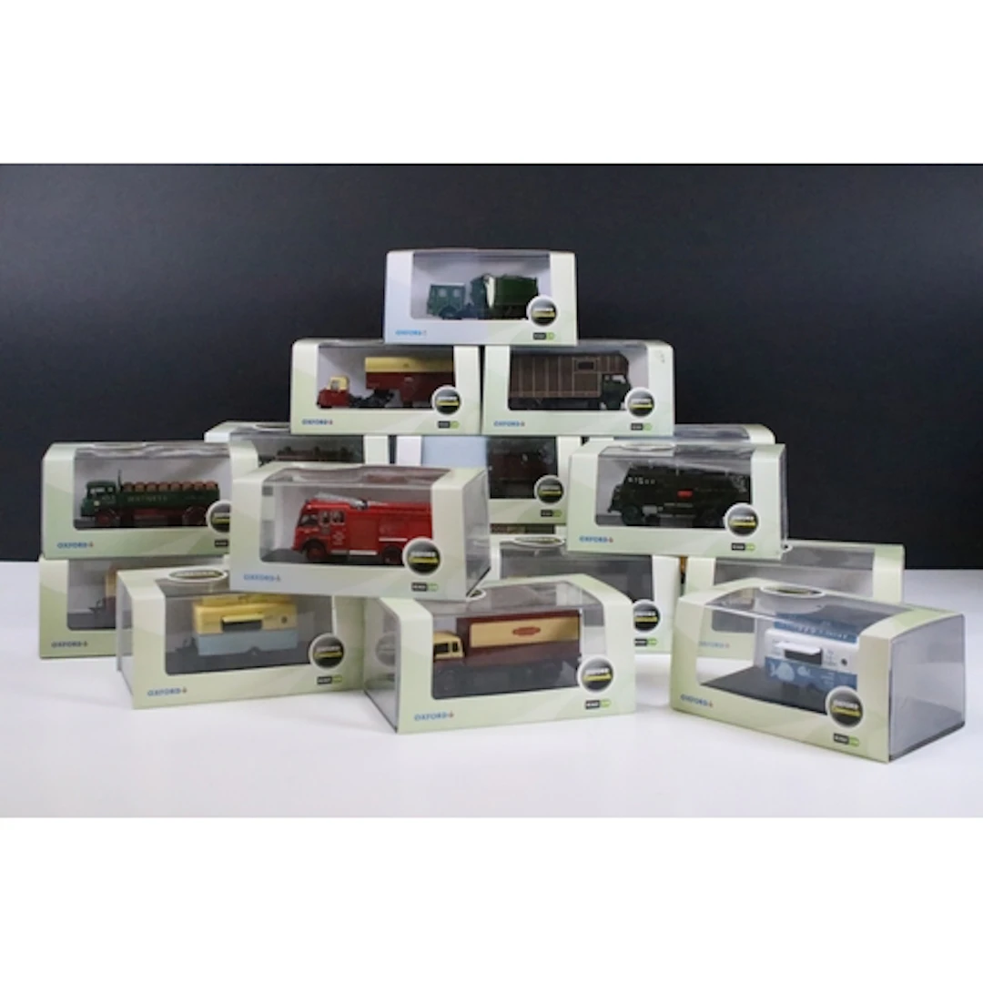 18 Boxed / cased Oxford Diecast Commercials diecast models, ...