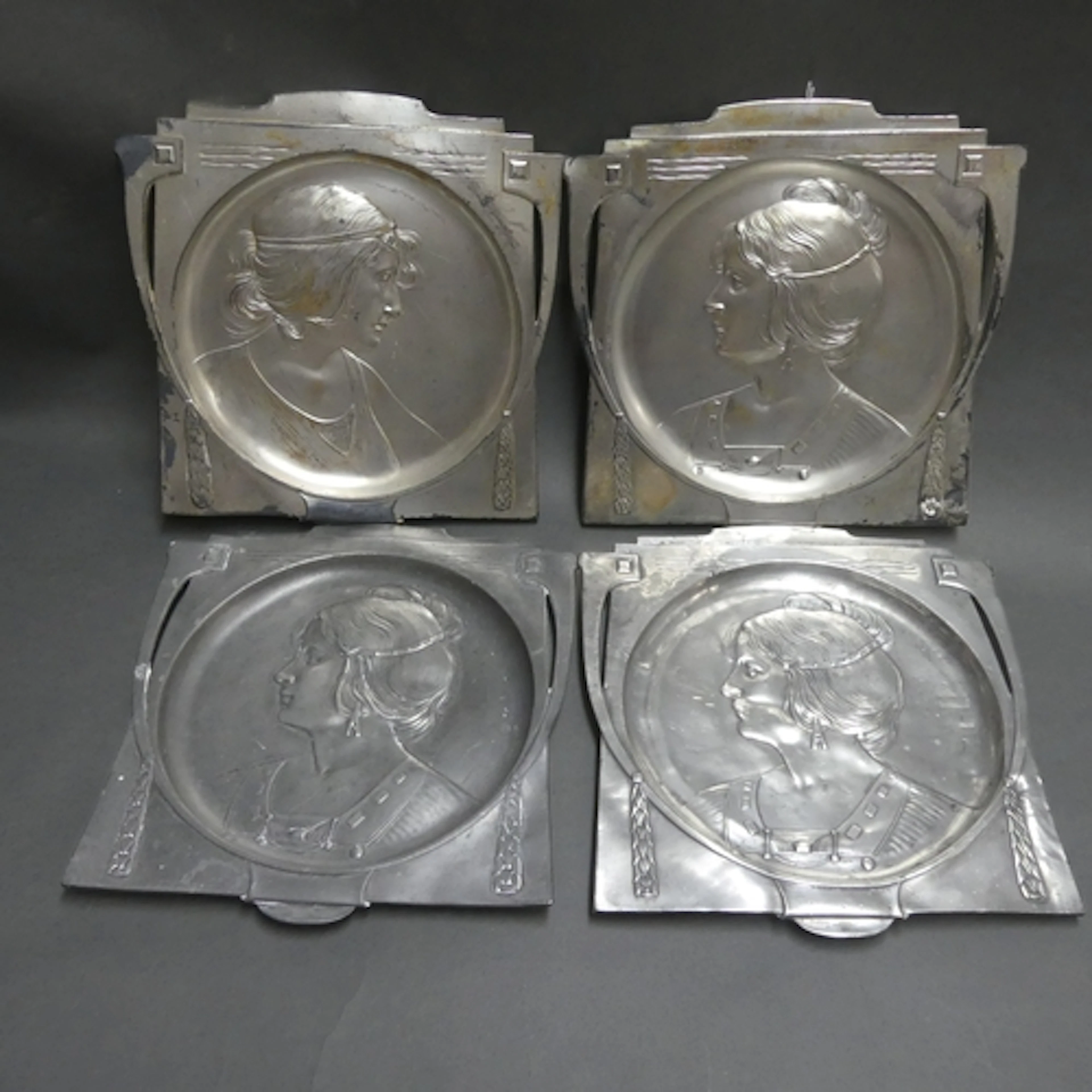 WMF - A set of four Art Nouveau trays or wall plaques (3x 27...