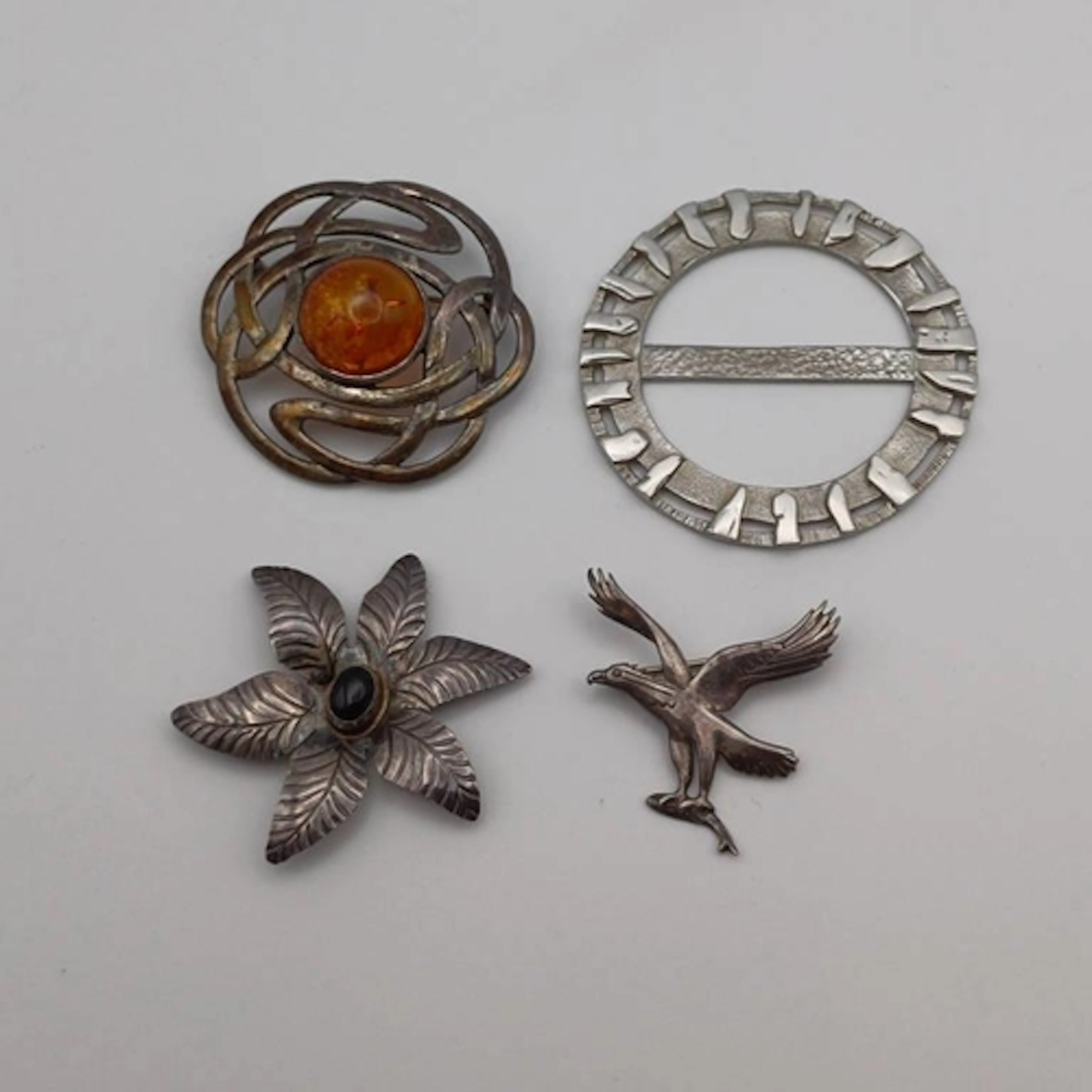 GEORGE MALCOLM SMITH OSPREY BROOCH, SILVER & AMBER CELTIC KN...