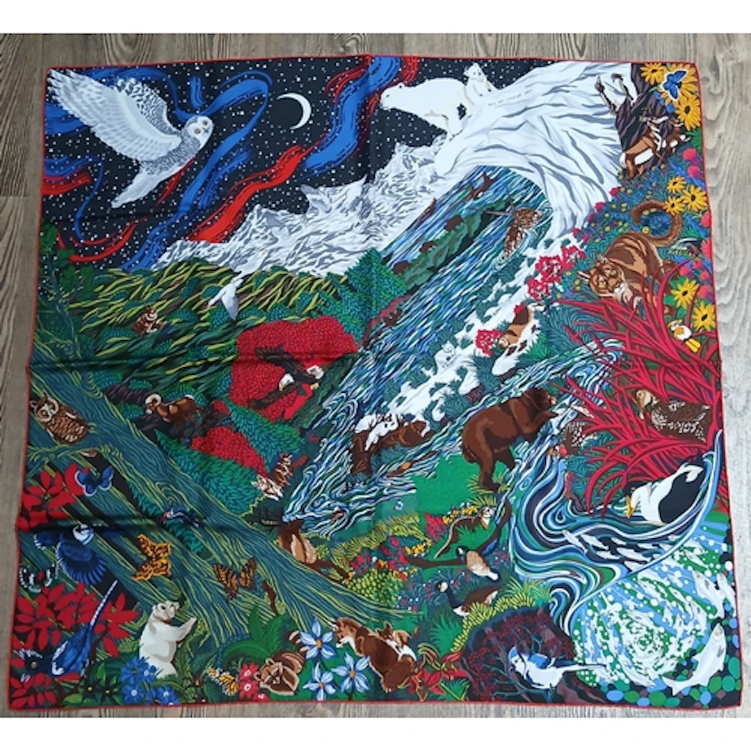 HERMES, Into the Canadian Wild, 100% silk scarf, 88cm x 88cm...