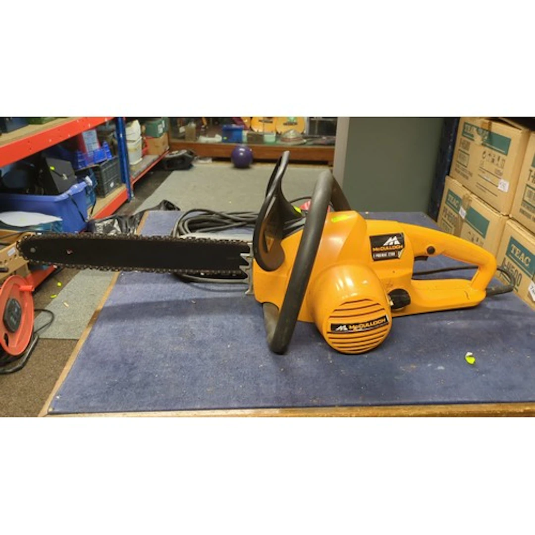 McCulloch E Pro Mac 2200 electric chainsaw with 2,200W motor...