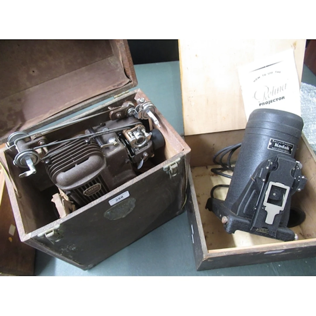 Ampro Precision Projector, in original case and a Retima pro...