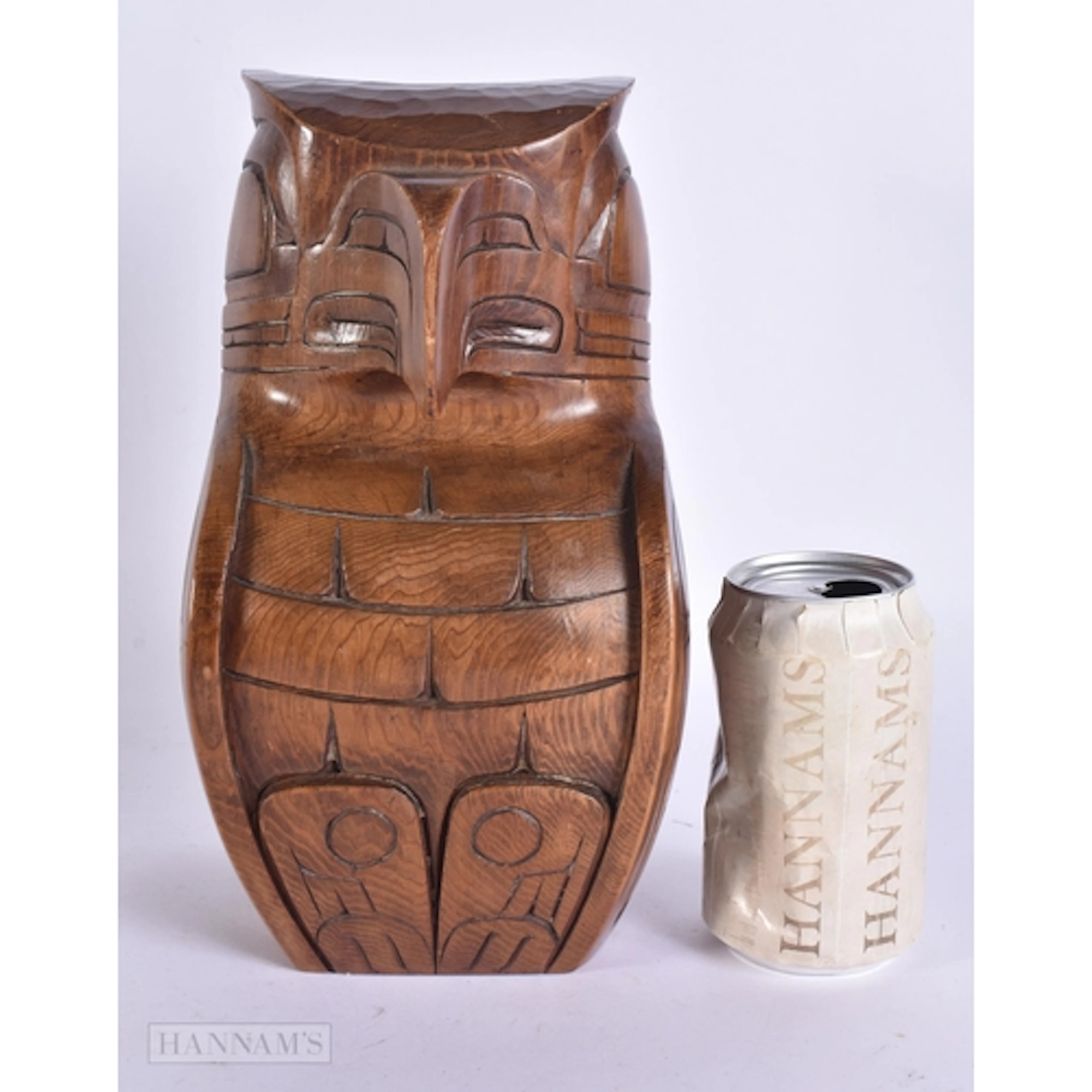 David Nahanee (1937-2022) Canadian, Haida, Wooden owl. 26 cm...