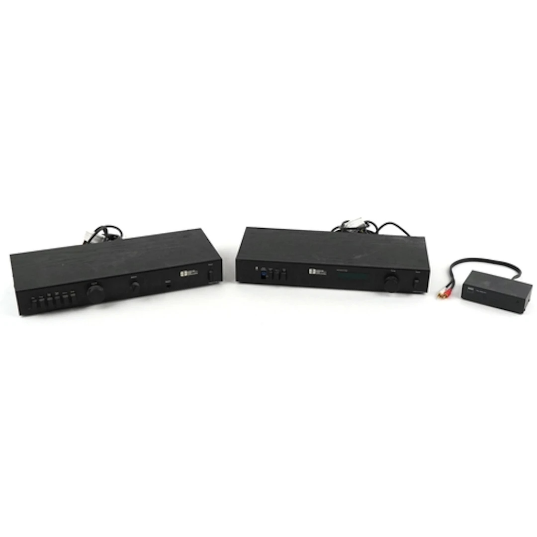 Creek Audio Systems CAS3140 FM stereo tuner together with a ...