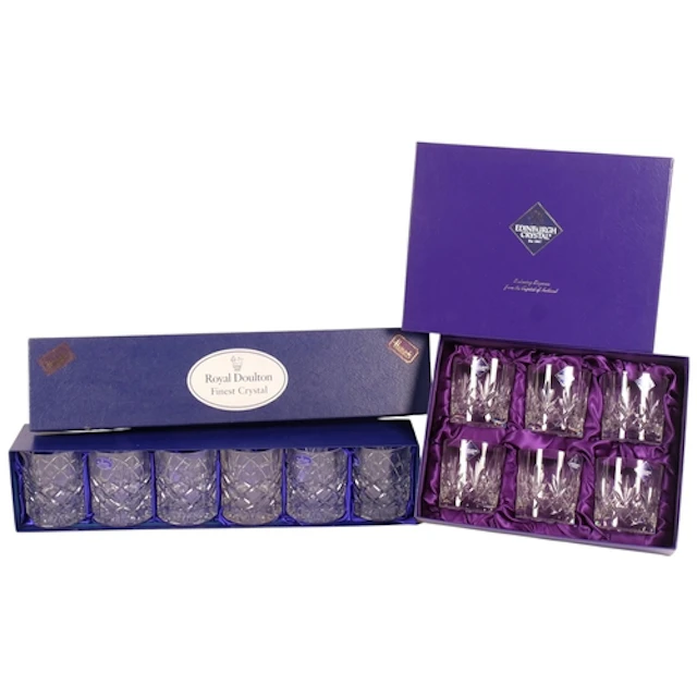 Edinburgh Crystal, a set of 6 Whisky tumblers, original box,...