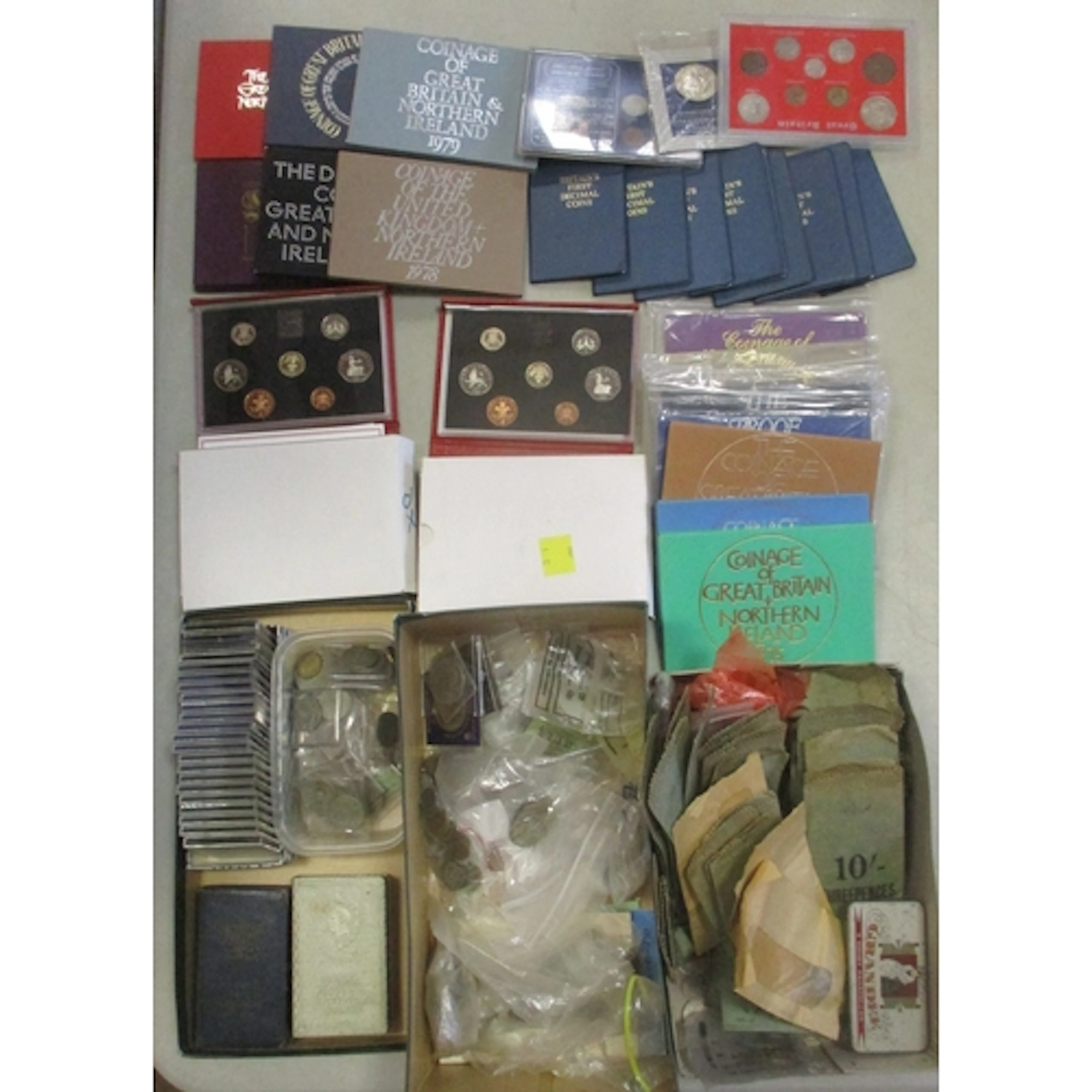 Accumulation of largely 20th century coins, generally fine t...