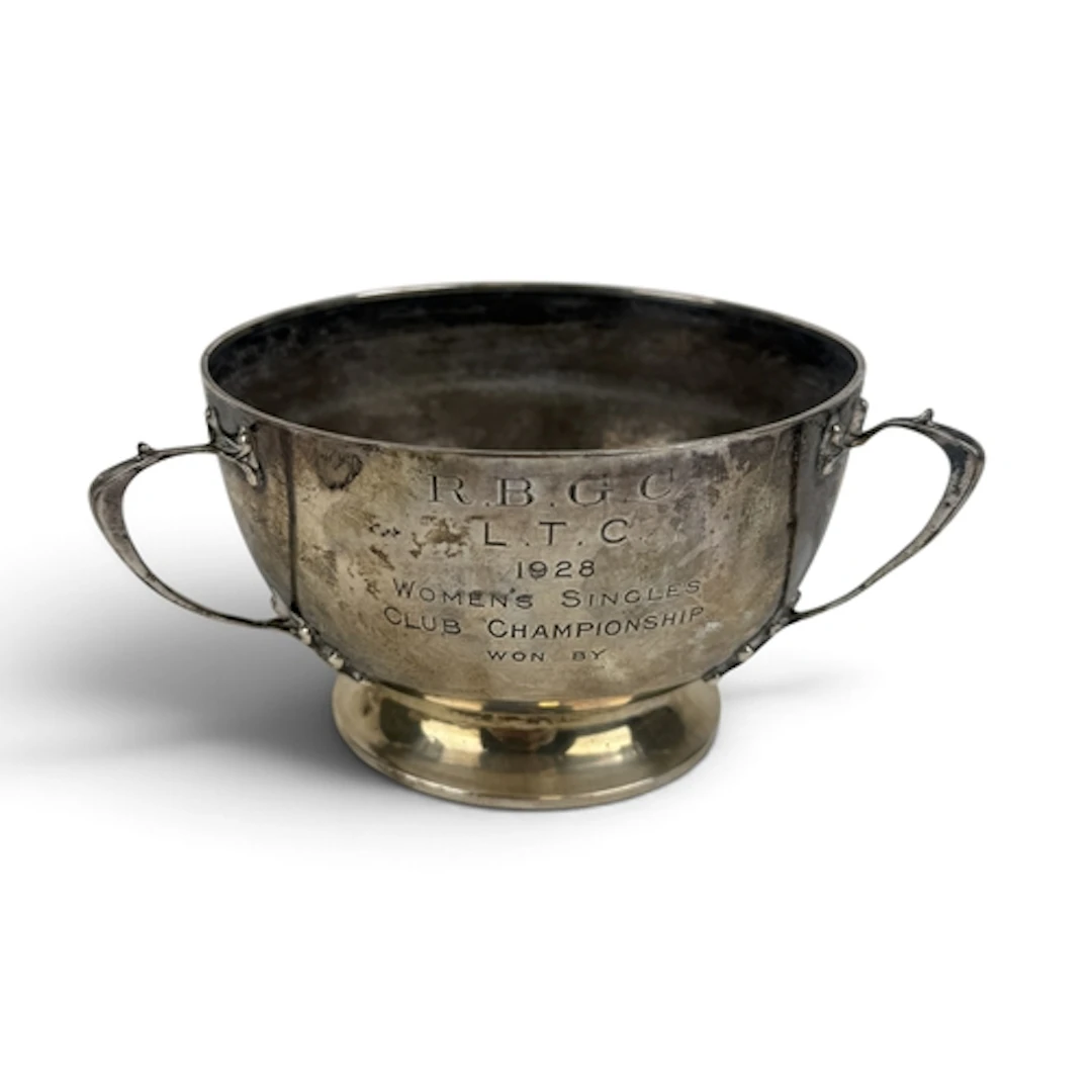 A SILVER TYG Three handled cup. Weight: 158.2gms...