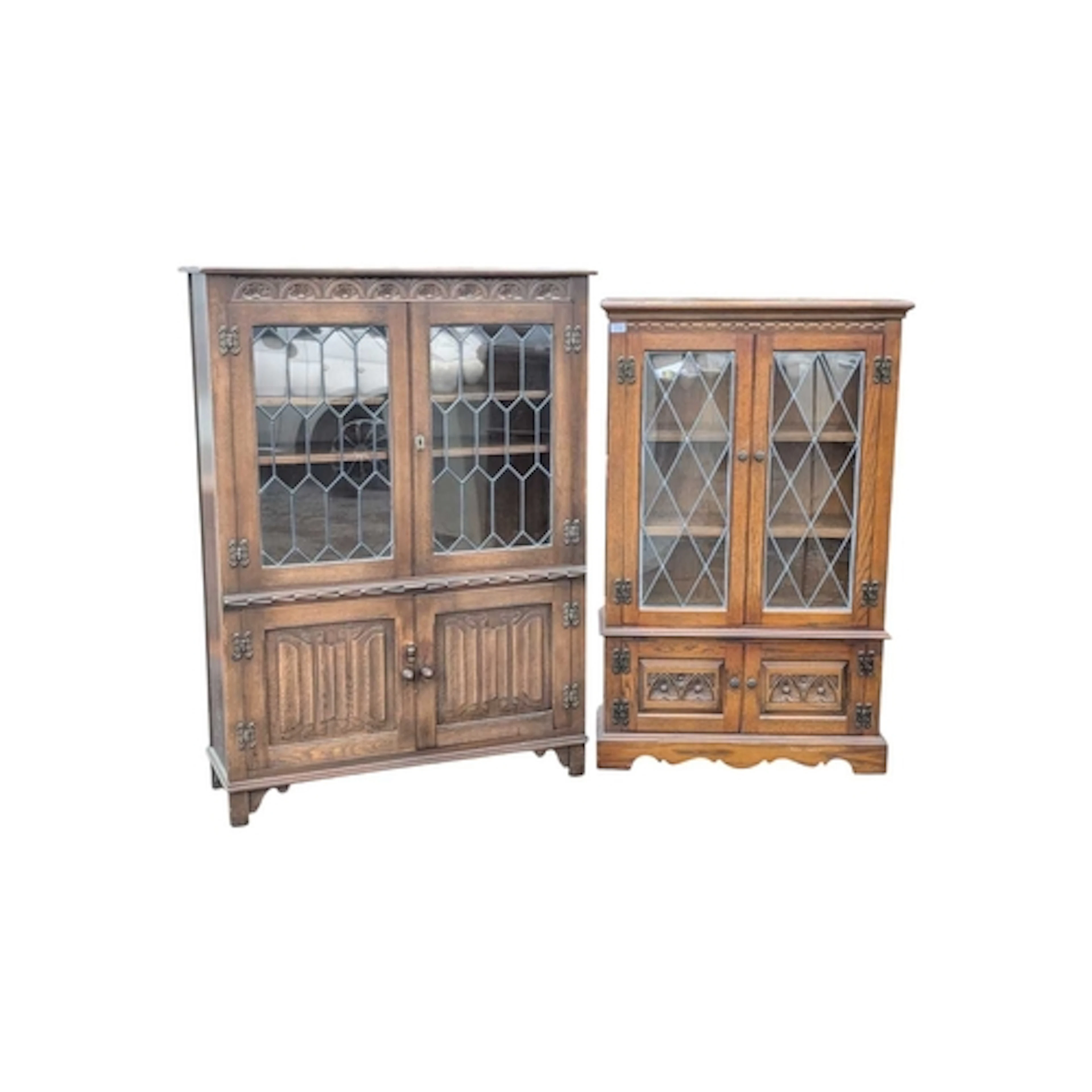 A 20th century Jaycee / Old Charm manner Jacobean solid oak ...