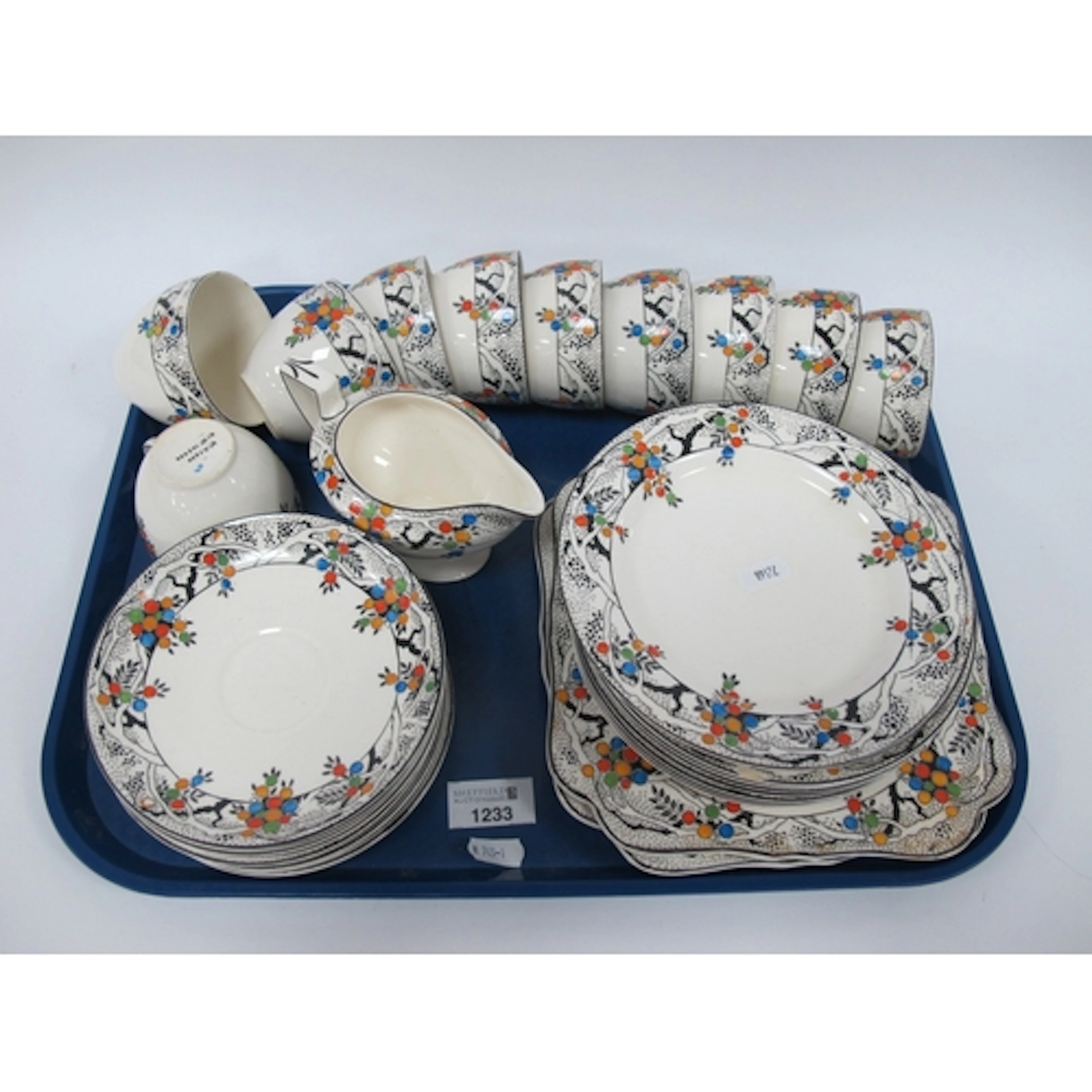 Vintage Crown Ducal A1699 pattern part tea and dinner servic...