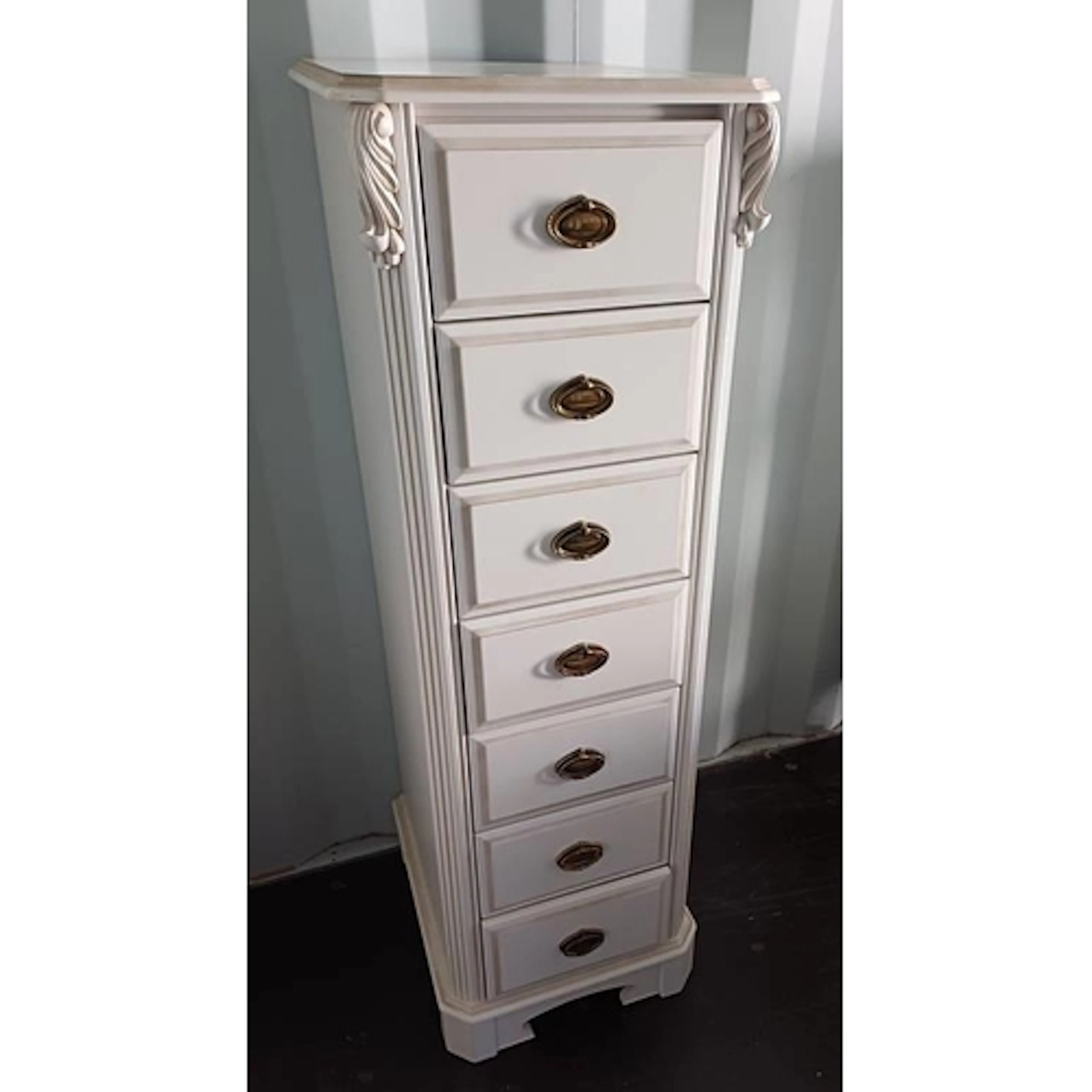 19TH CENTURY STYLE CREAM TALL CHEST OF 7 DRAWERS, 127CM TALL...