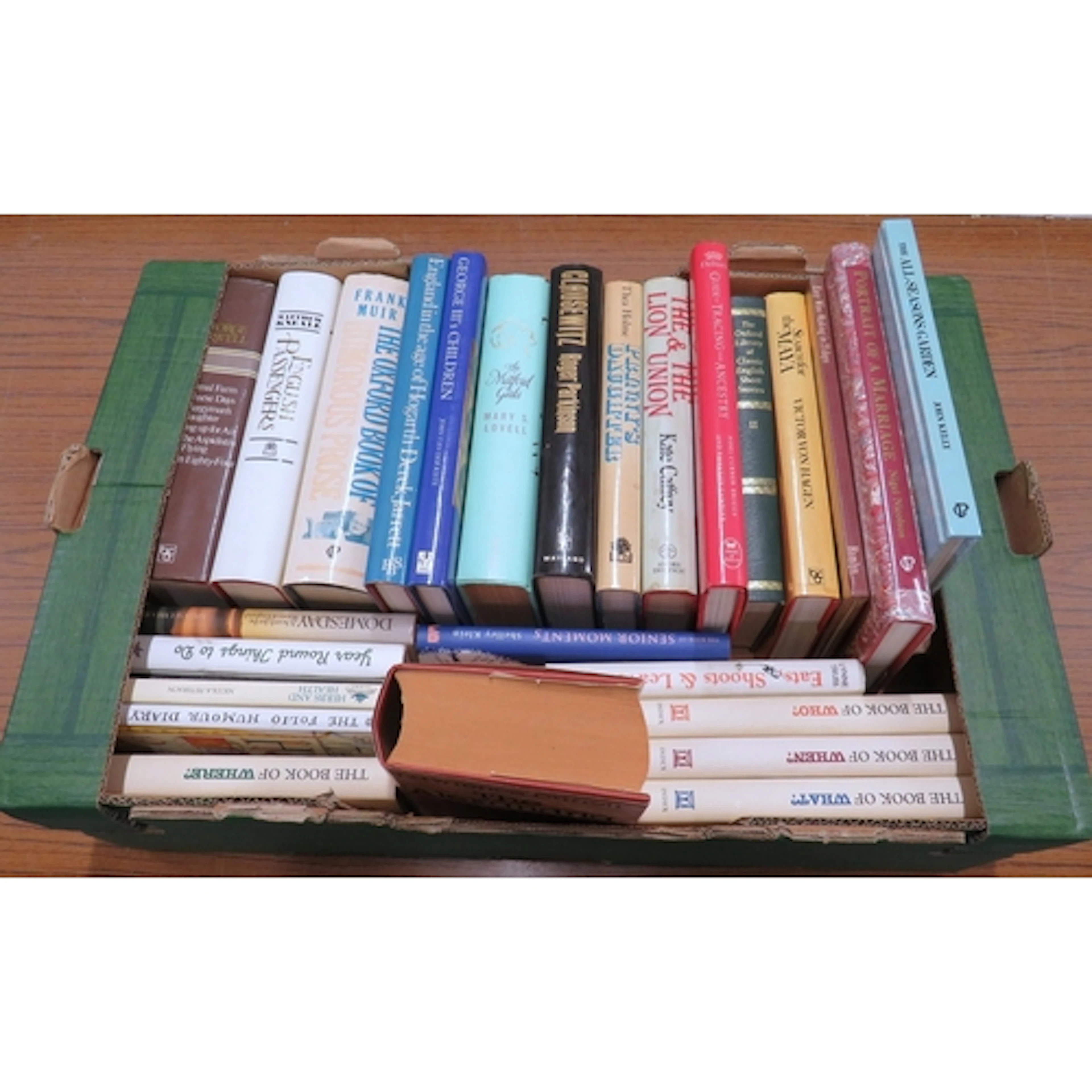 Books incl. The Oxford Book of Humorous Prose, Portrait of A...