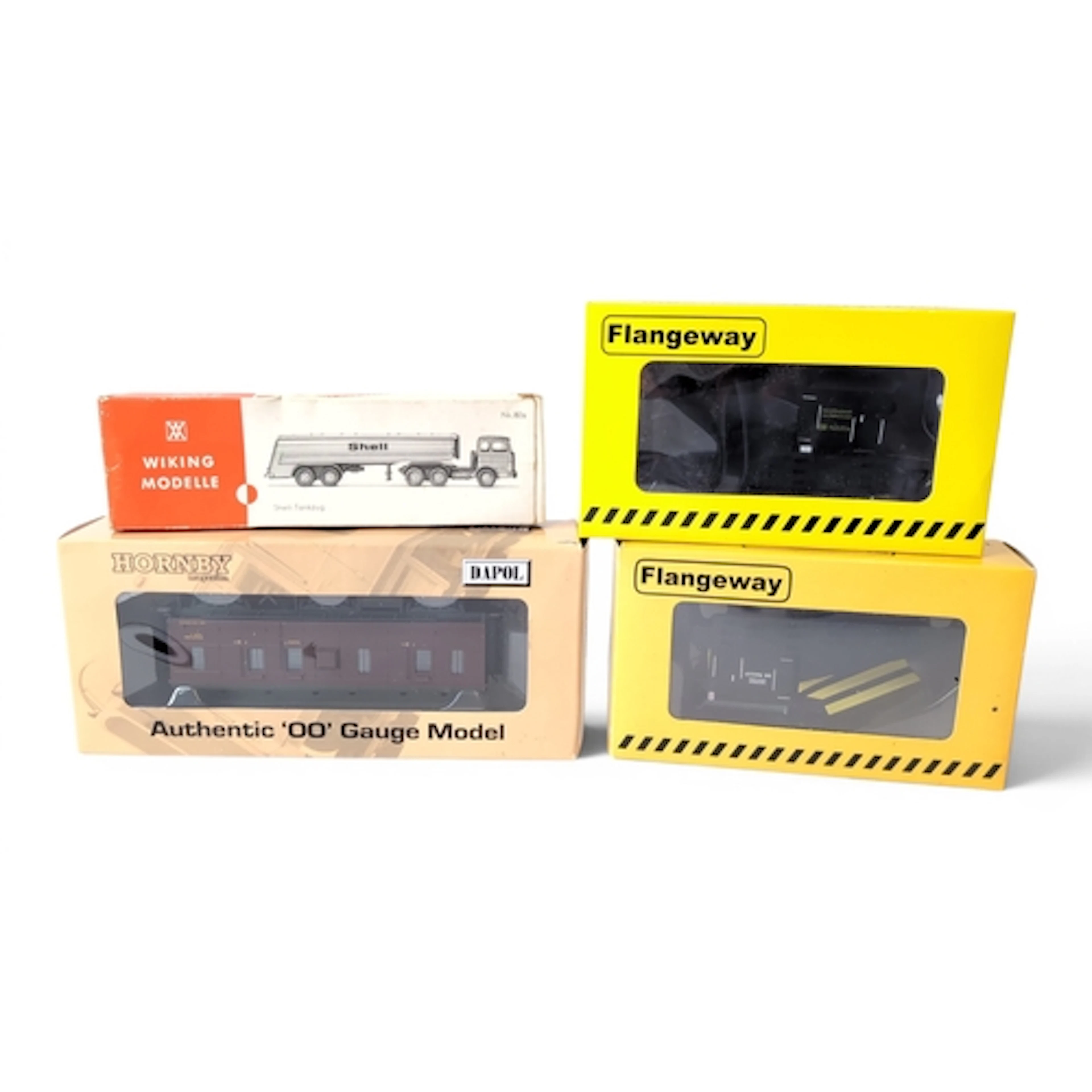 4 x boxed model railway rolling stock, including Hornby Maga...