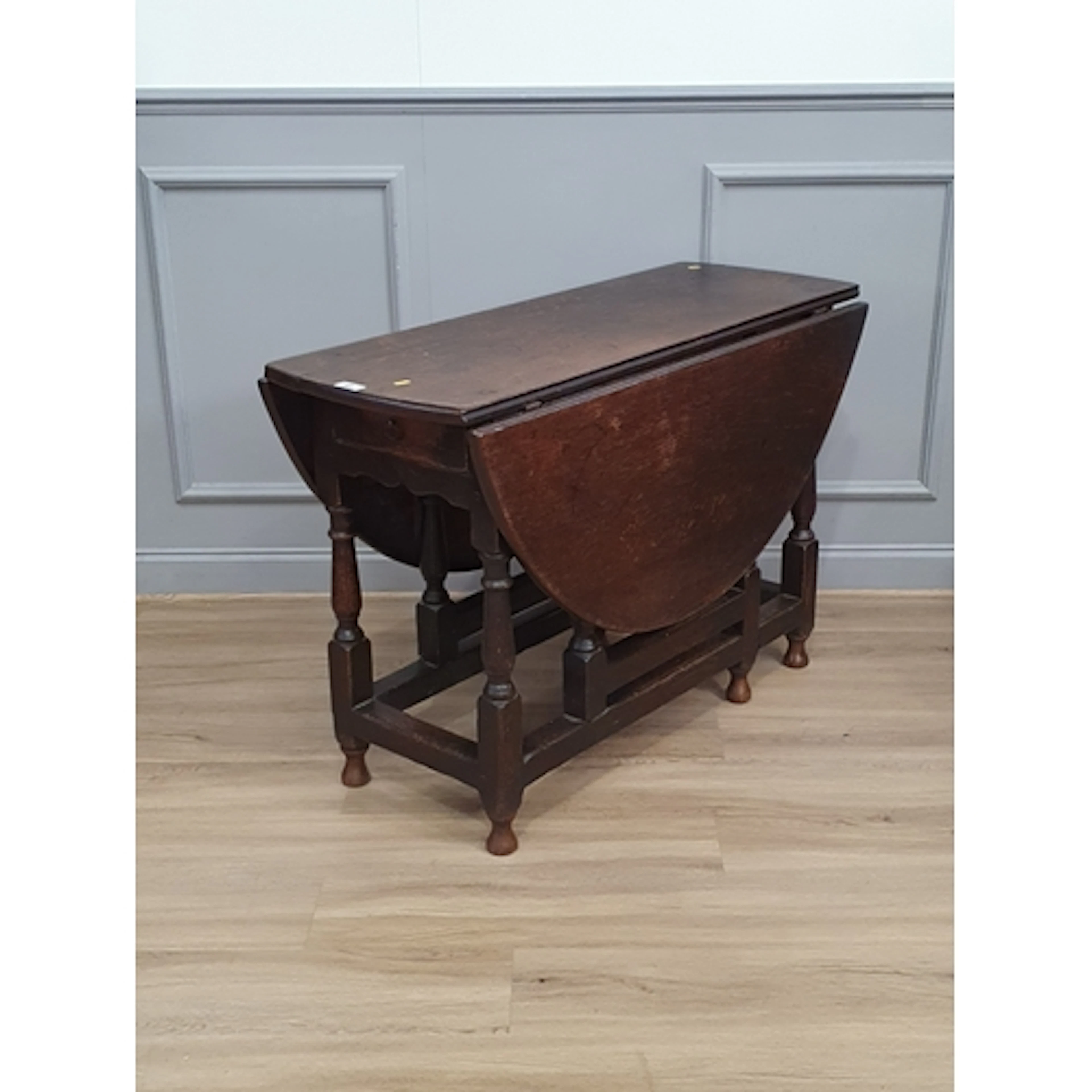 An oak Gateleg Dining Table, 2ft 6" H 3ft 8" D, (R3).
