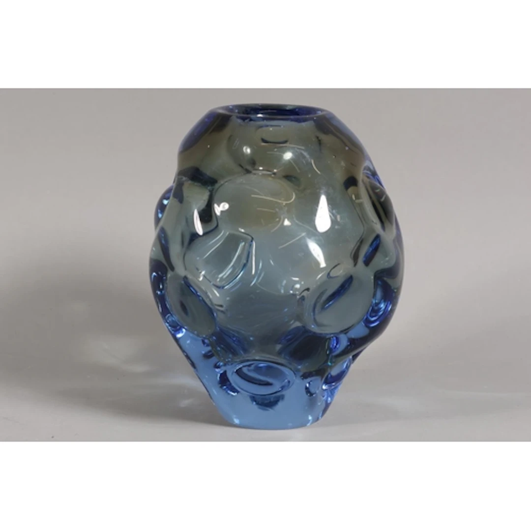 Art Glass Murano style blue vase with bubbled design, 17cm t...