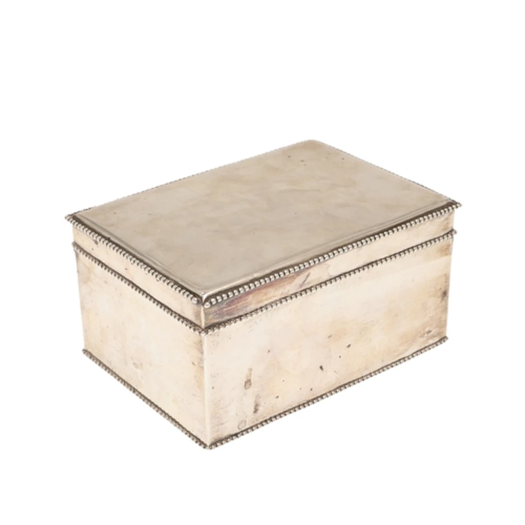 A 19TH CENTURY DUTCH SILVER BOX. Of cuboid form with beaded ...