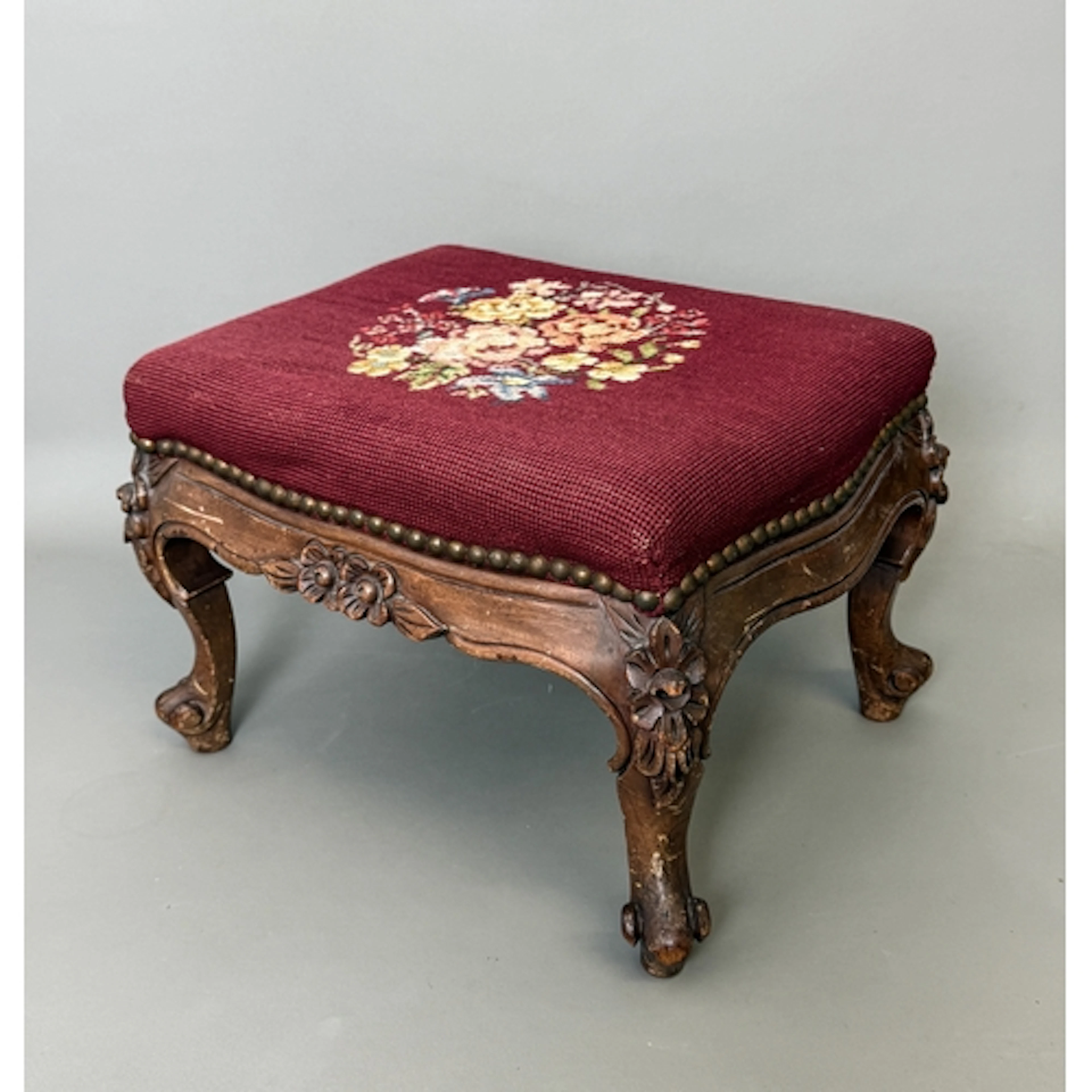 An American mahogany footstool in the 19th century style - m...