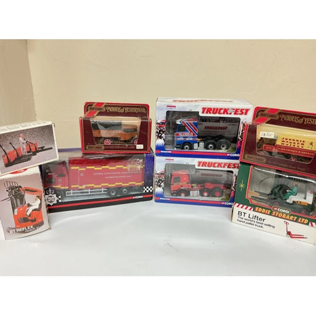 A Boxed Corgi 1/50 Scale Rescue And Incident Fire Tender, 2 ...